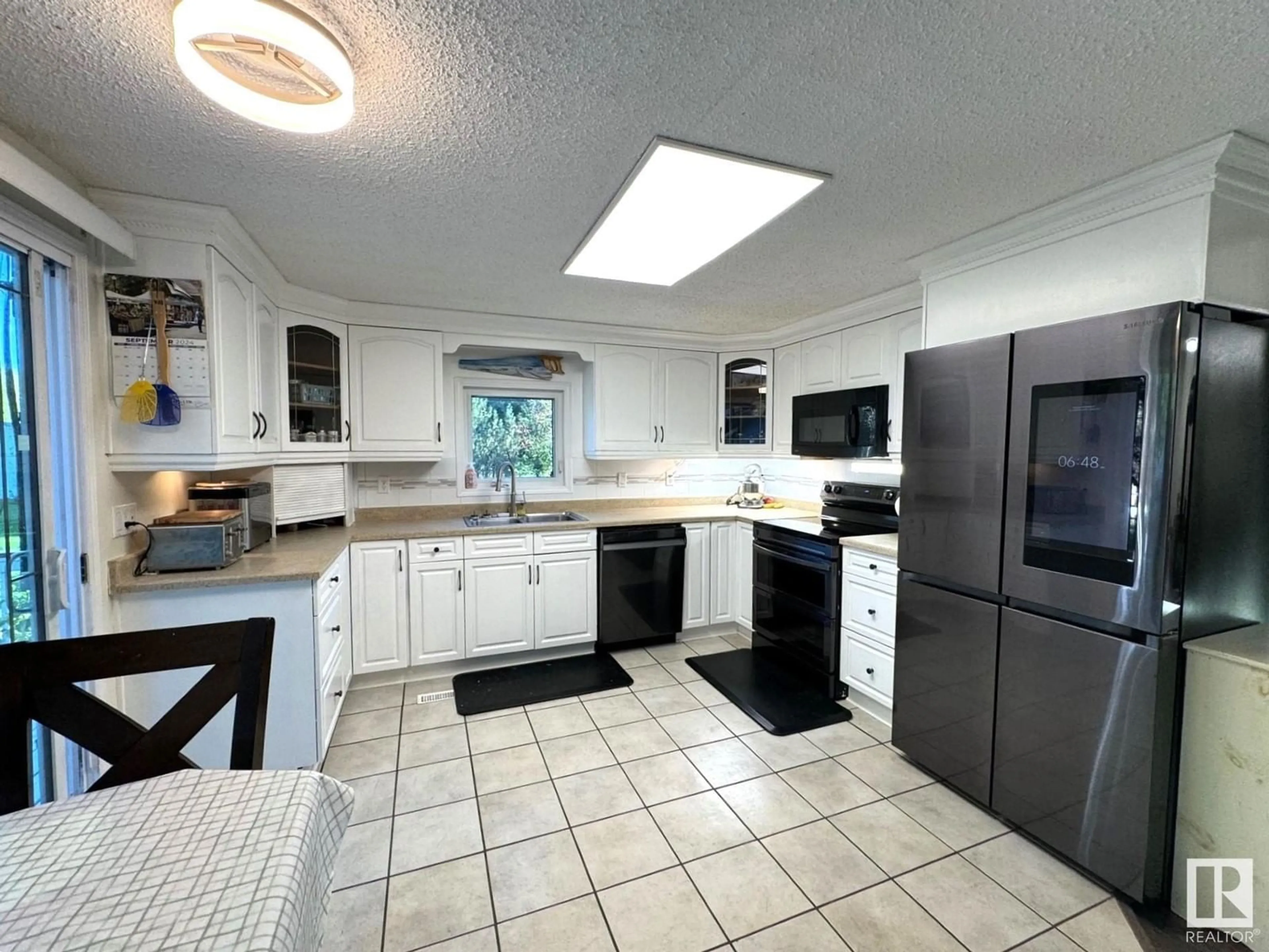 Kitchen for 55017 Highway 751, Rural Yellowhead Alberta T0E1S0