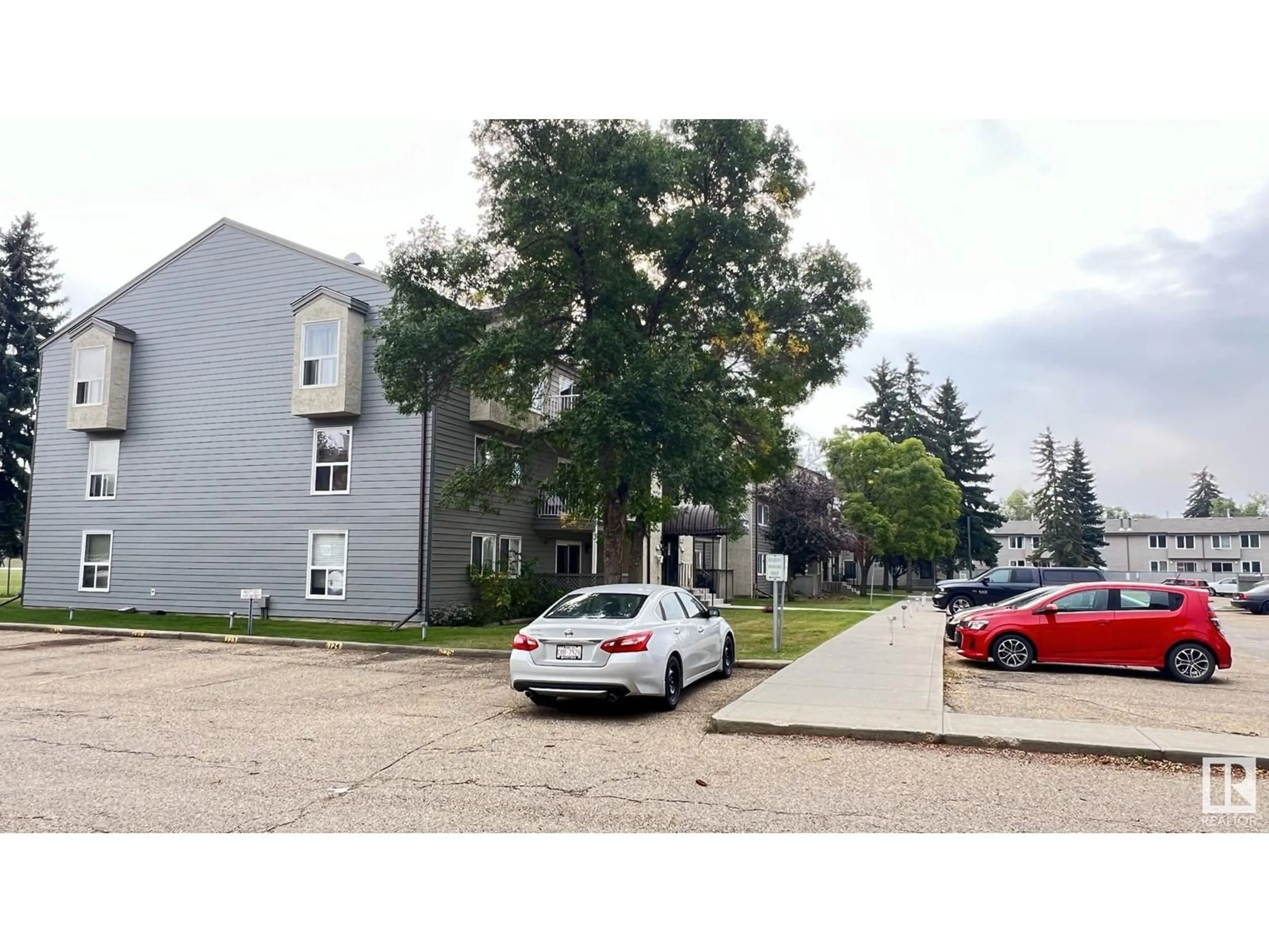 Street view for #304 44 Alpine PL, St. Albert Alberta T8N3Y2