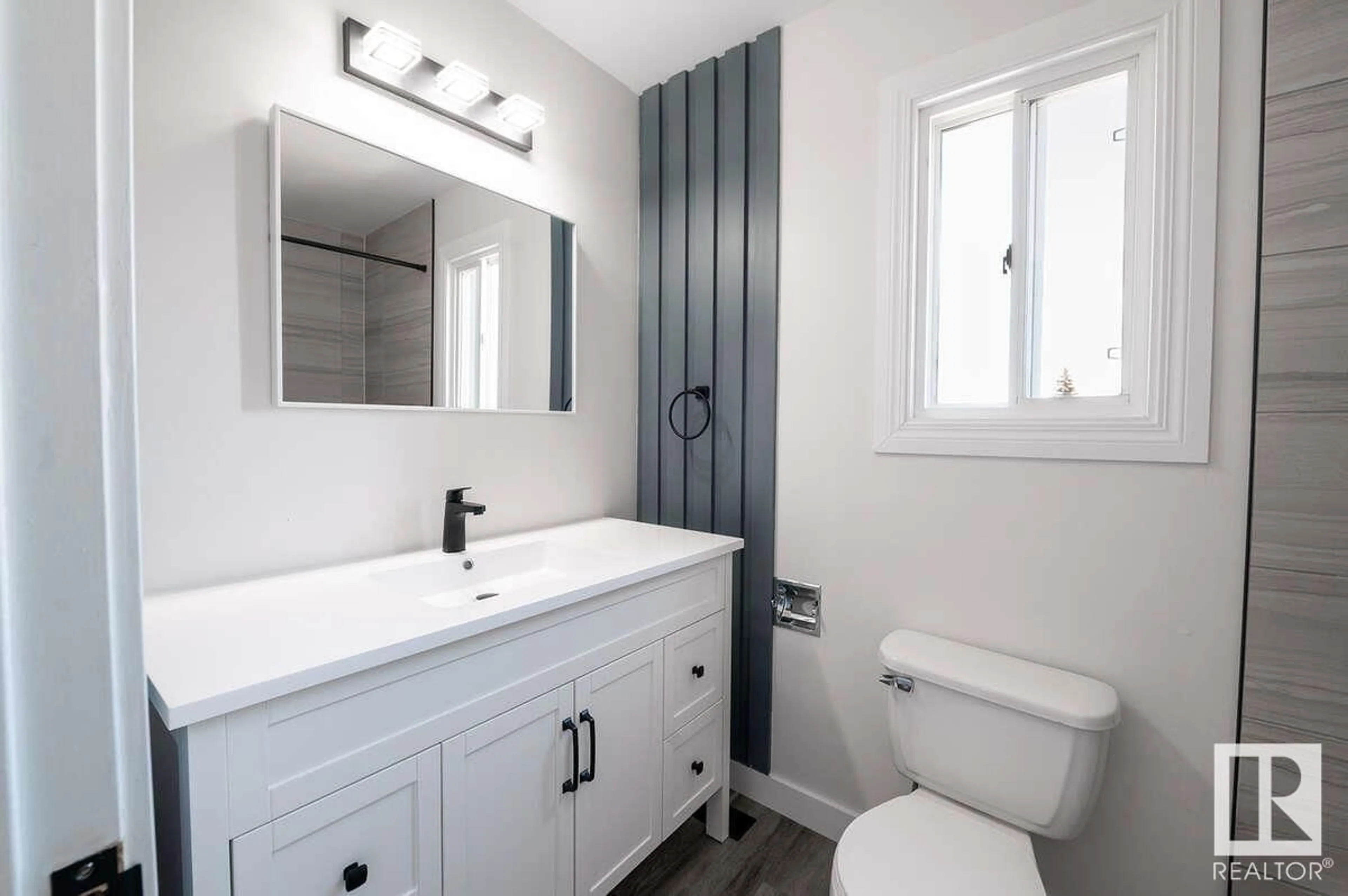 Bathroom for 8353 29 AV NW, Edmonton Alberta T6K3J9