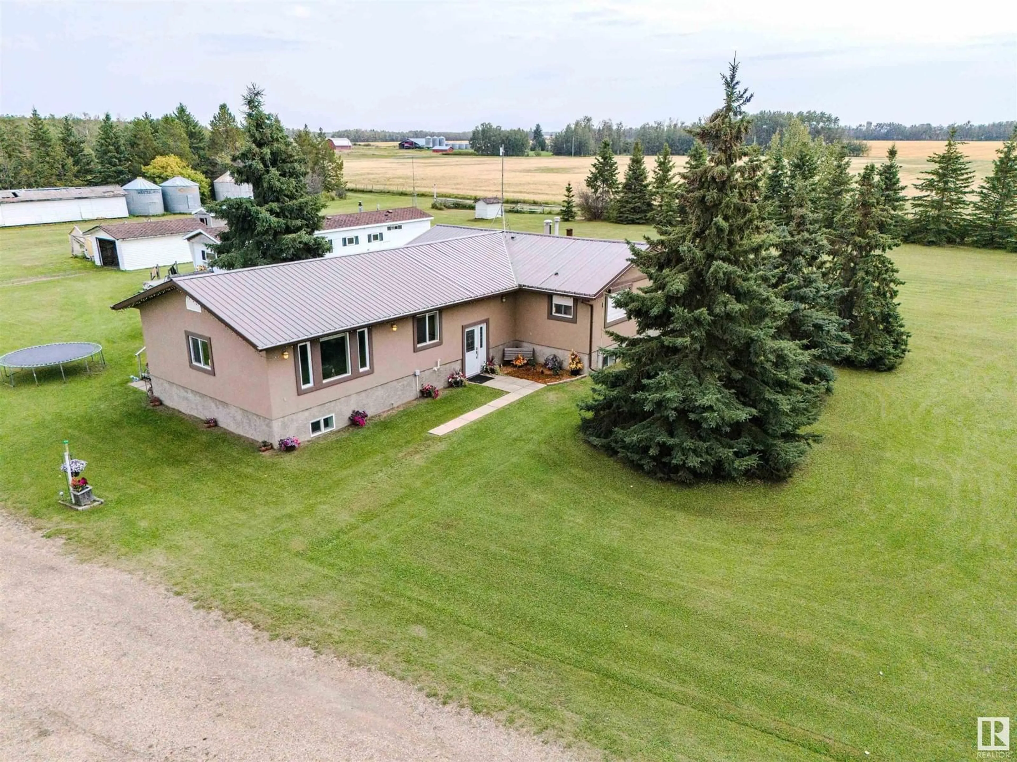 Frontside or backside of a home, cottage for A 49103 Range Road 280, Rural Leduc County Alberta T0C2P0