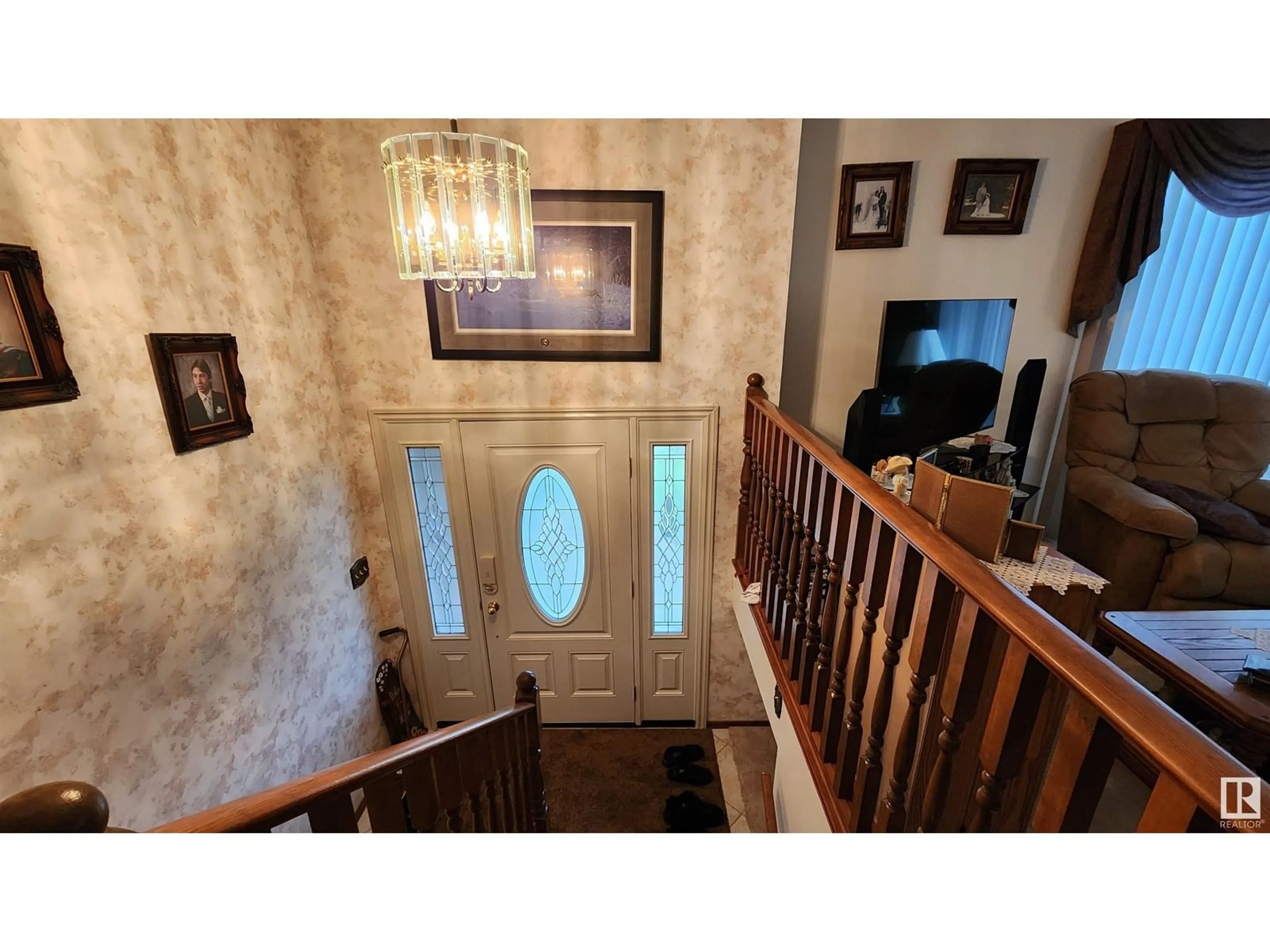 Indoor foyer, wood floors for 5206 54 ST, Elk Point Alberta T0A1A0