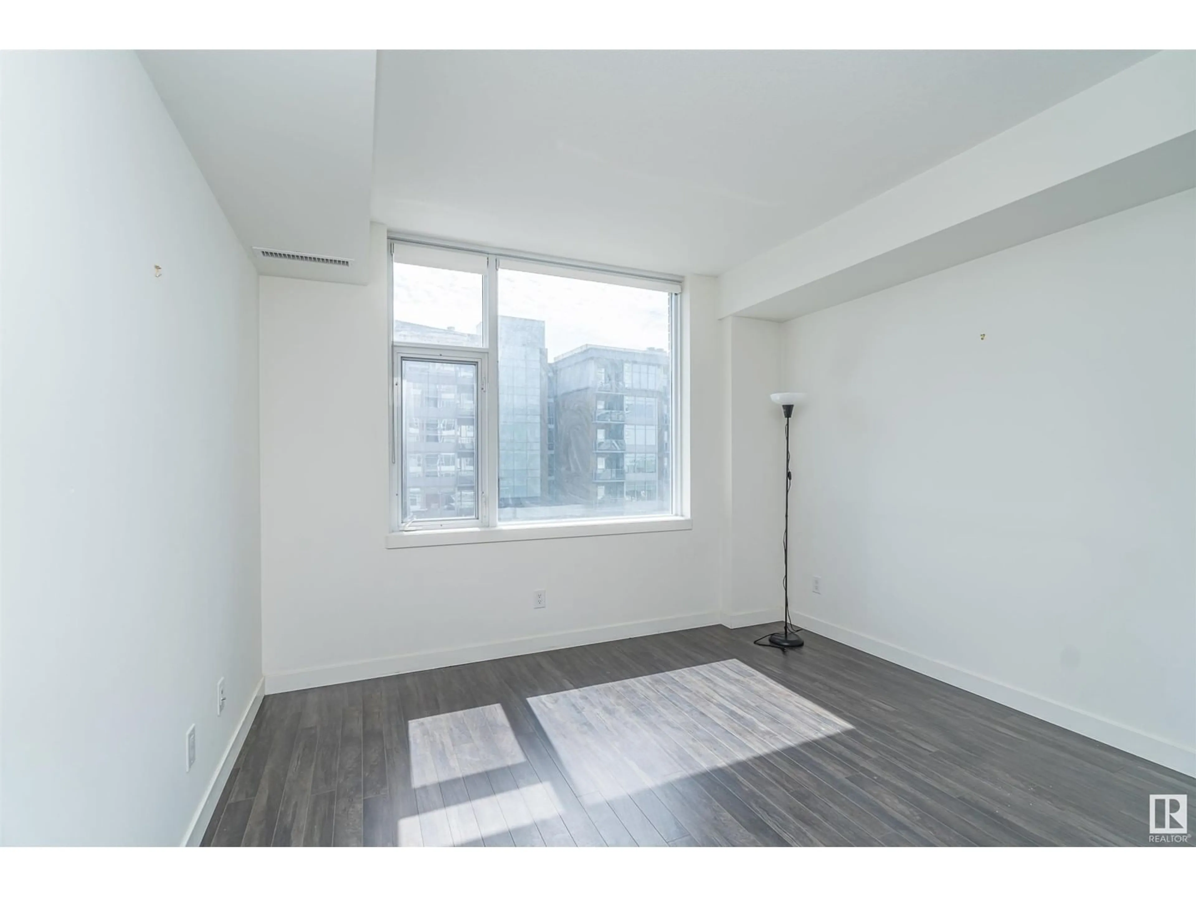 A pic of a room, unknown floor for #411 2606 109 ST NW, Edmonton Alberta T6J3T1