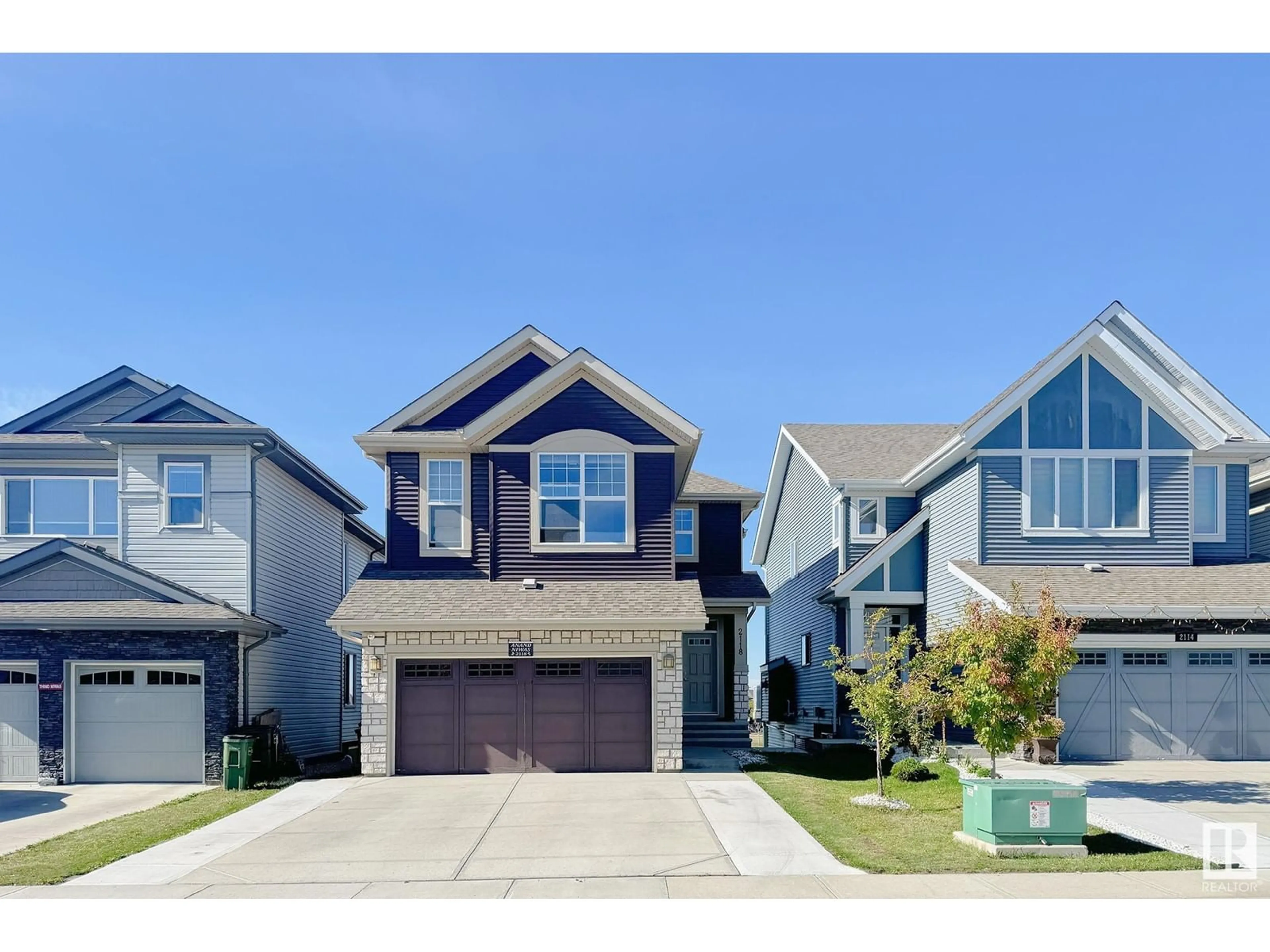 Frontside or backside of a home, the street view for 2118 57 St ST SW SW, Edmonton Alberta T6X0P6