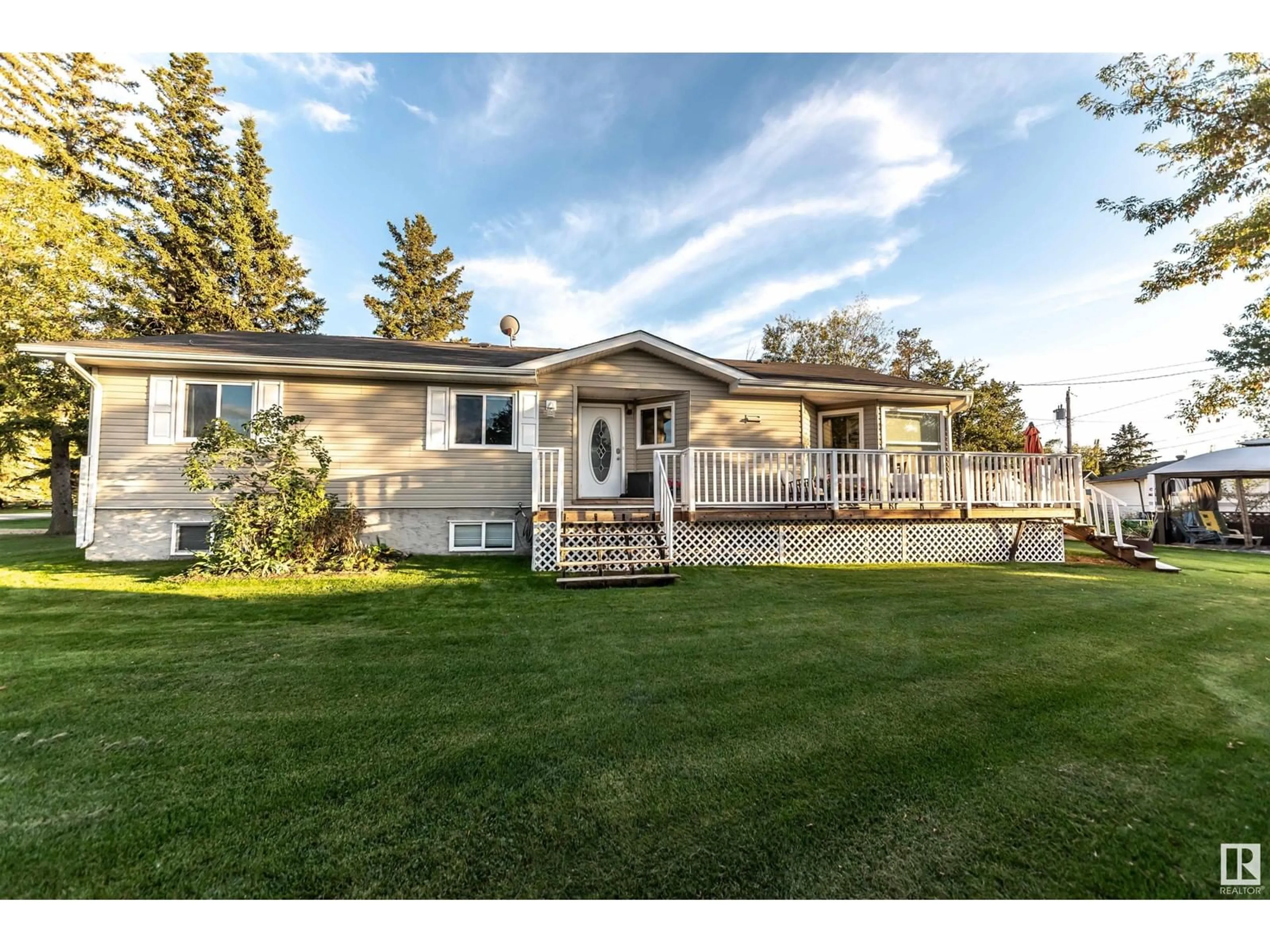 Frontside or backside of a home for 4916 56 ST, Rural Lac Ste. Anne County Alberta T0E0A0