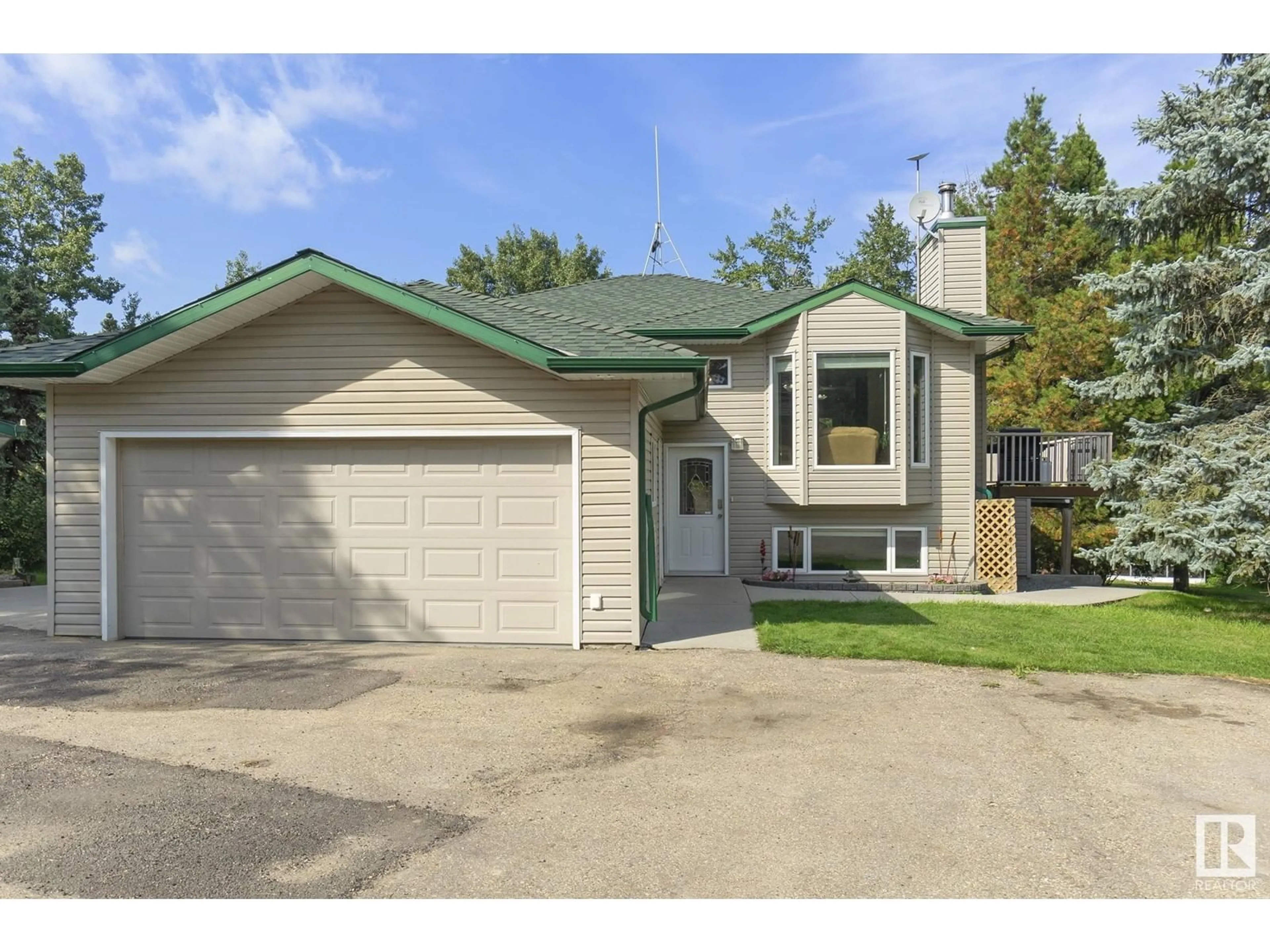 Frontside or backside of a home for #13 2228 PARKLAND DR, Rural Parkland County Alberta T7Y2L2