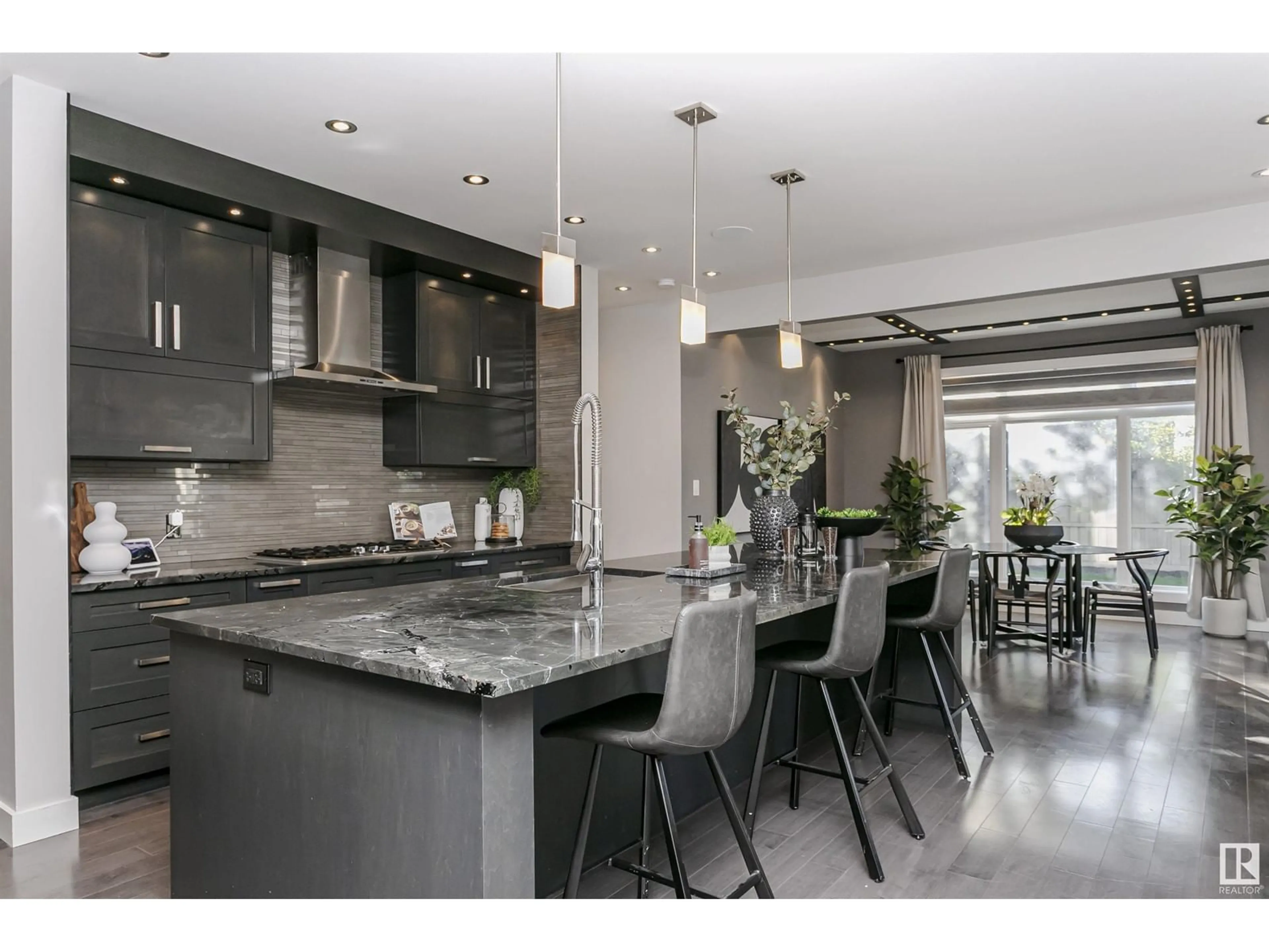 Contemporary kitchen for 3439 WEST LANDING LD NW, Edmonton Alberta T6W0T4