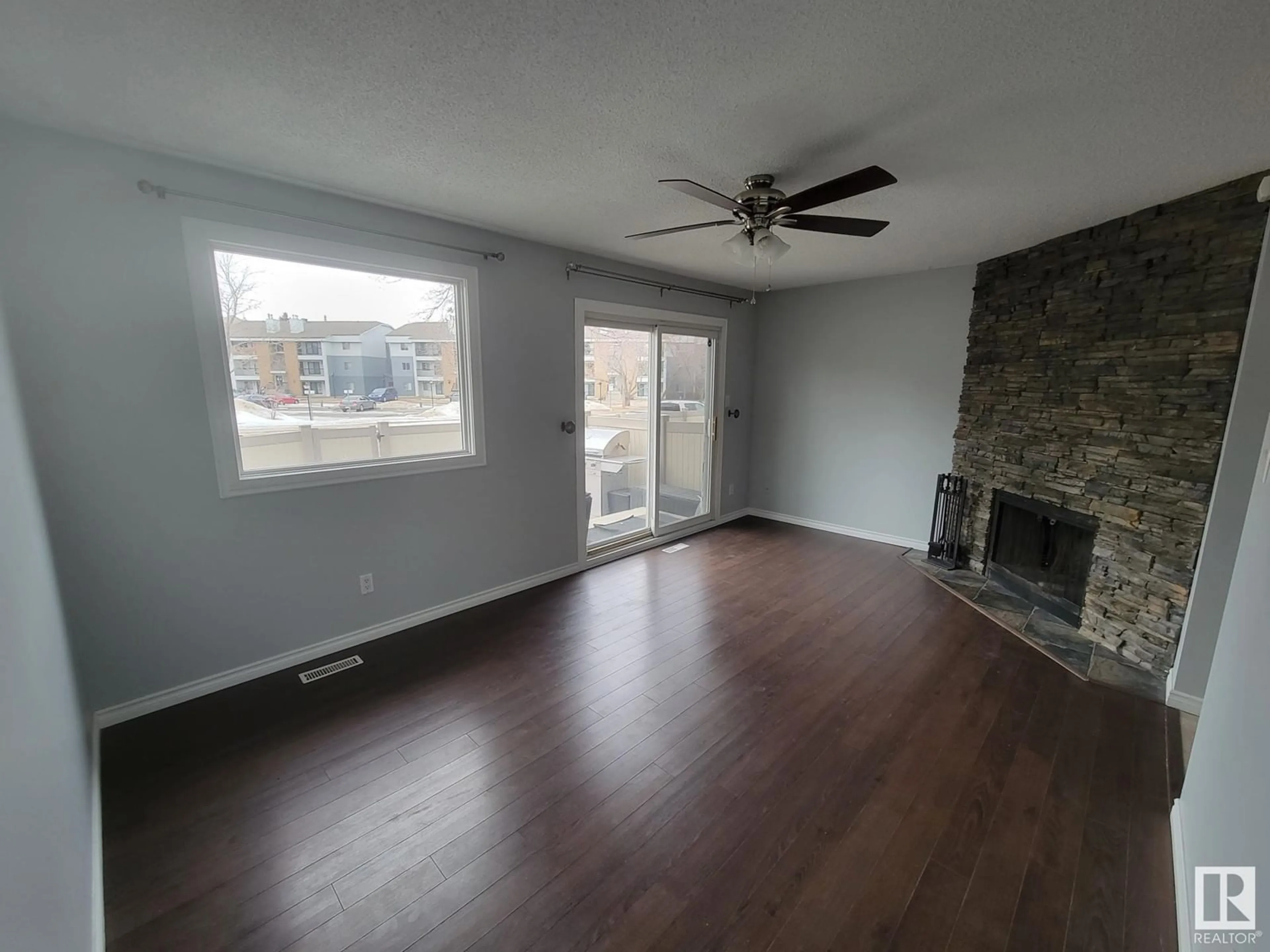 A pic of a room for 1277 Hooke RD NW NW, Edmonton Alberta T5A4A5