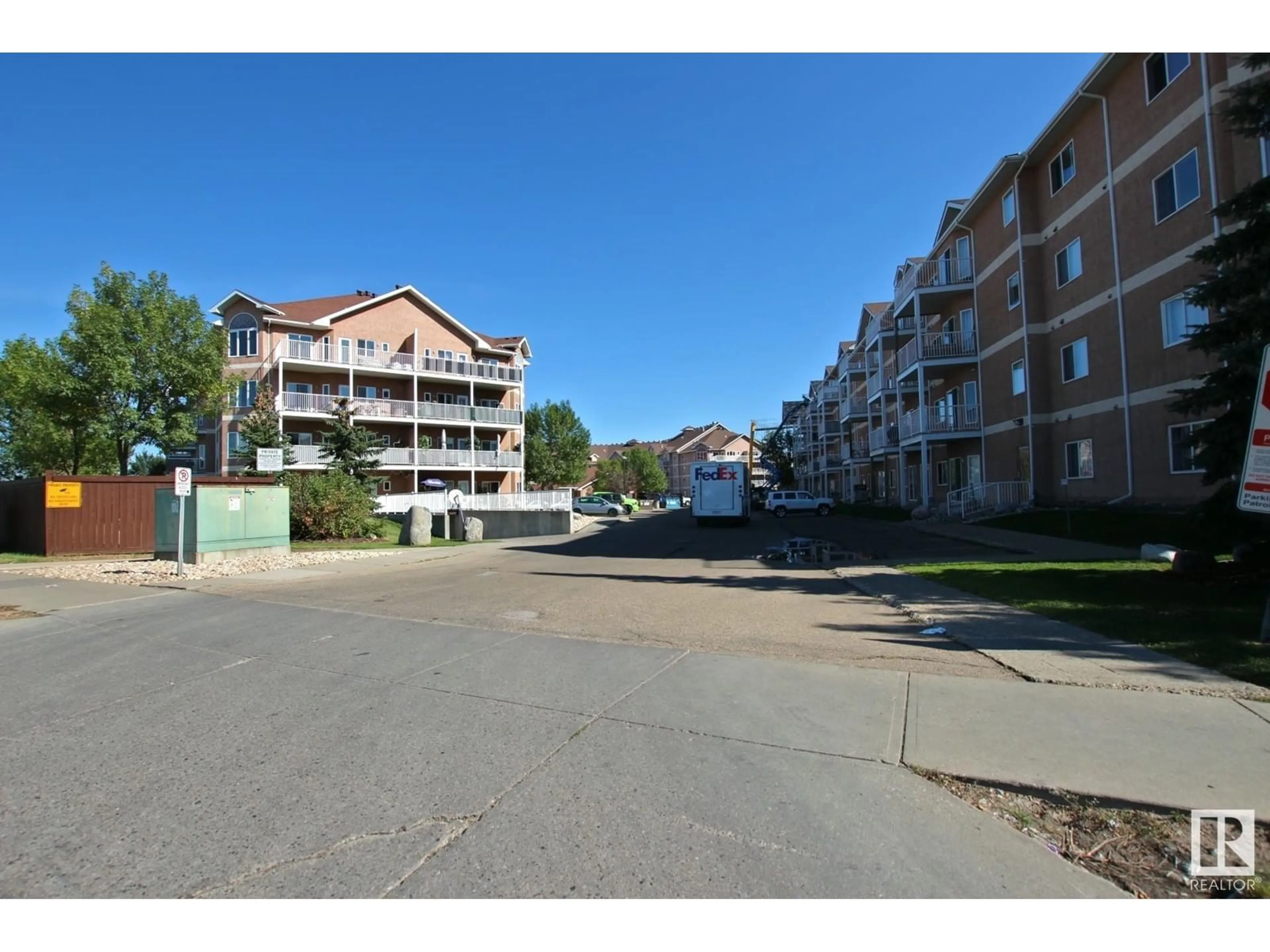 Street view for #223 4304 139 AV NW, Edmonton Alberta T5Y0H6