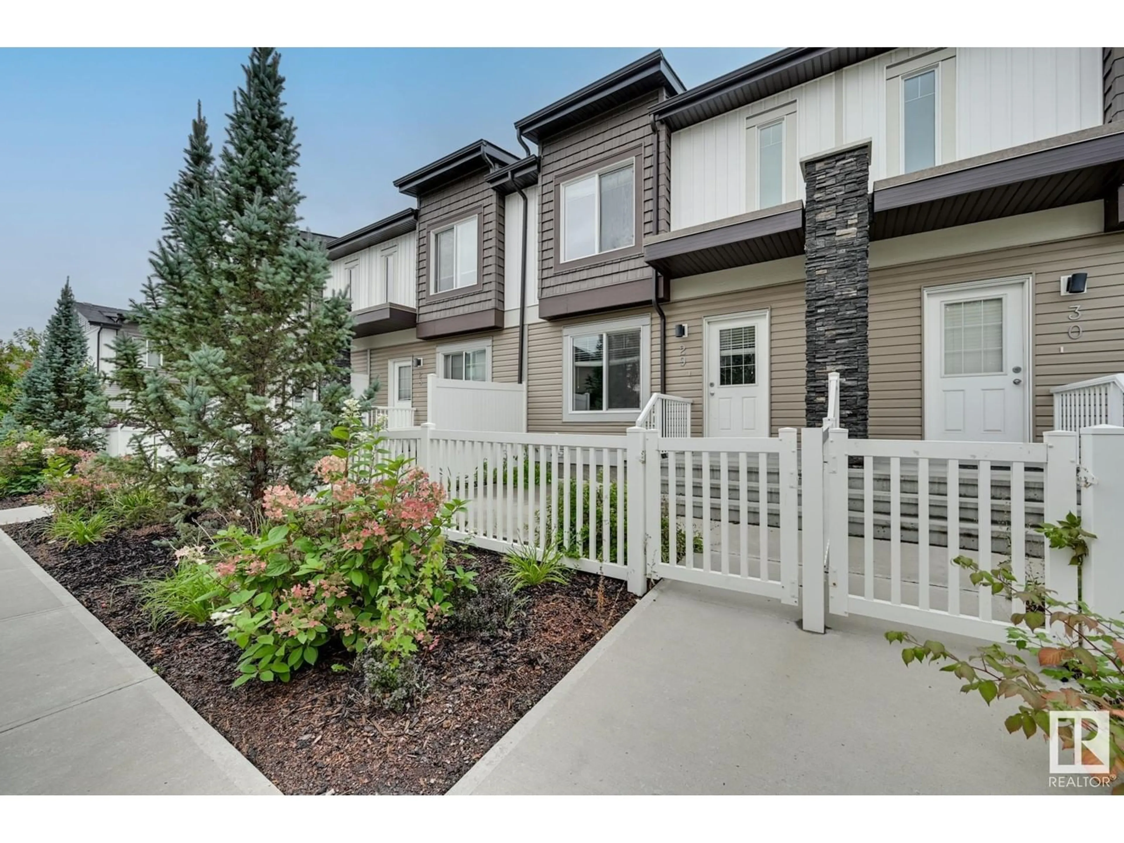 A pic from exterior of the house or condo for #29 2215 24 ST NW, Edmonton Alberta T6T1A6