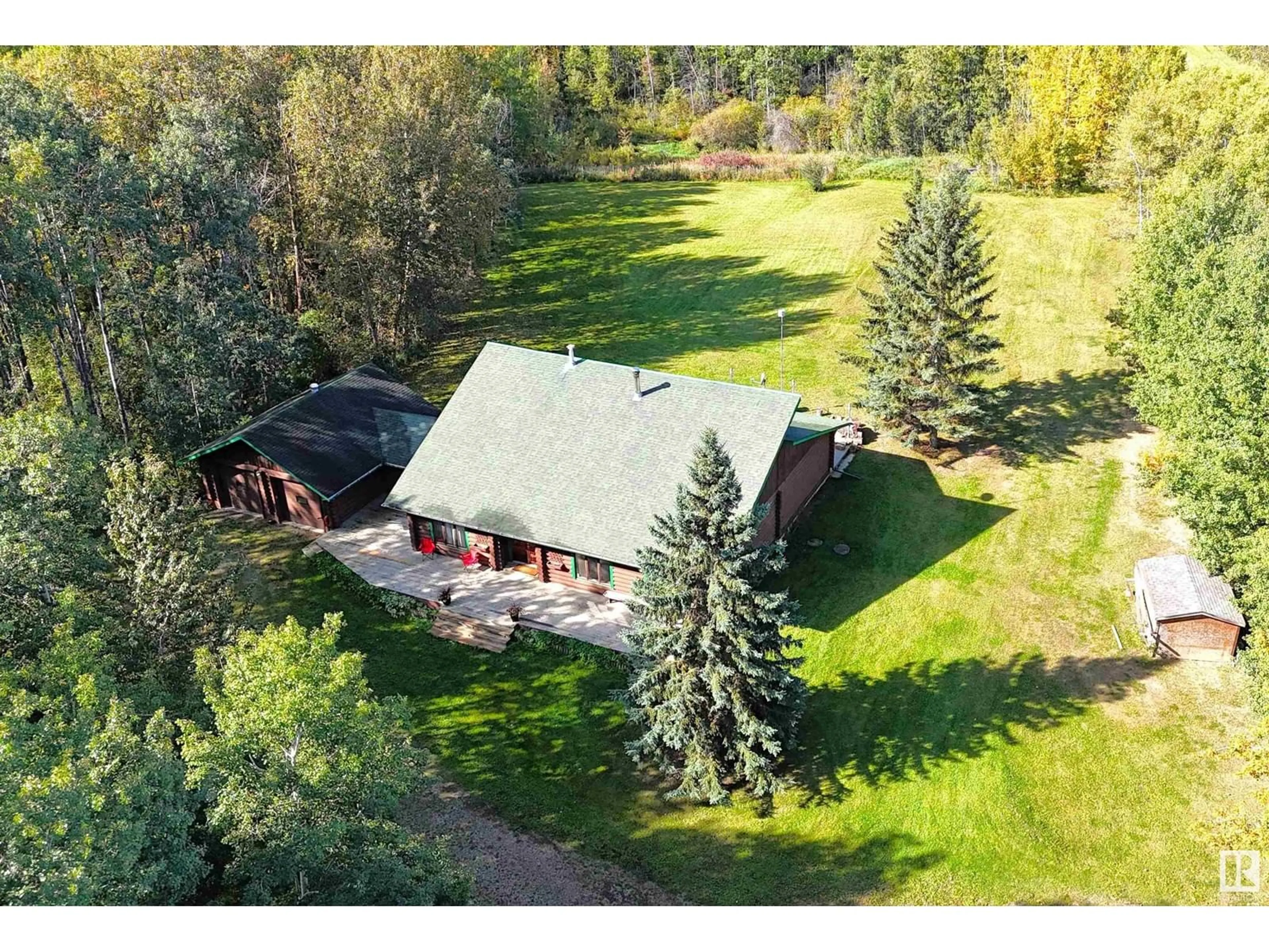 Cottage for #1 2311 TWP ROAD 530, Rural Parkland County Alberta T7Y3M8