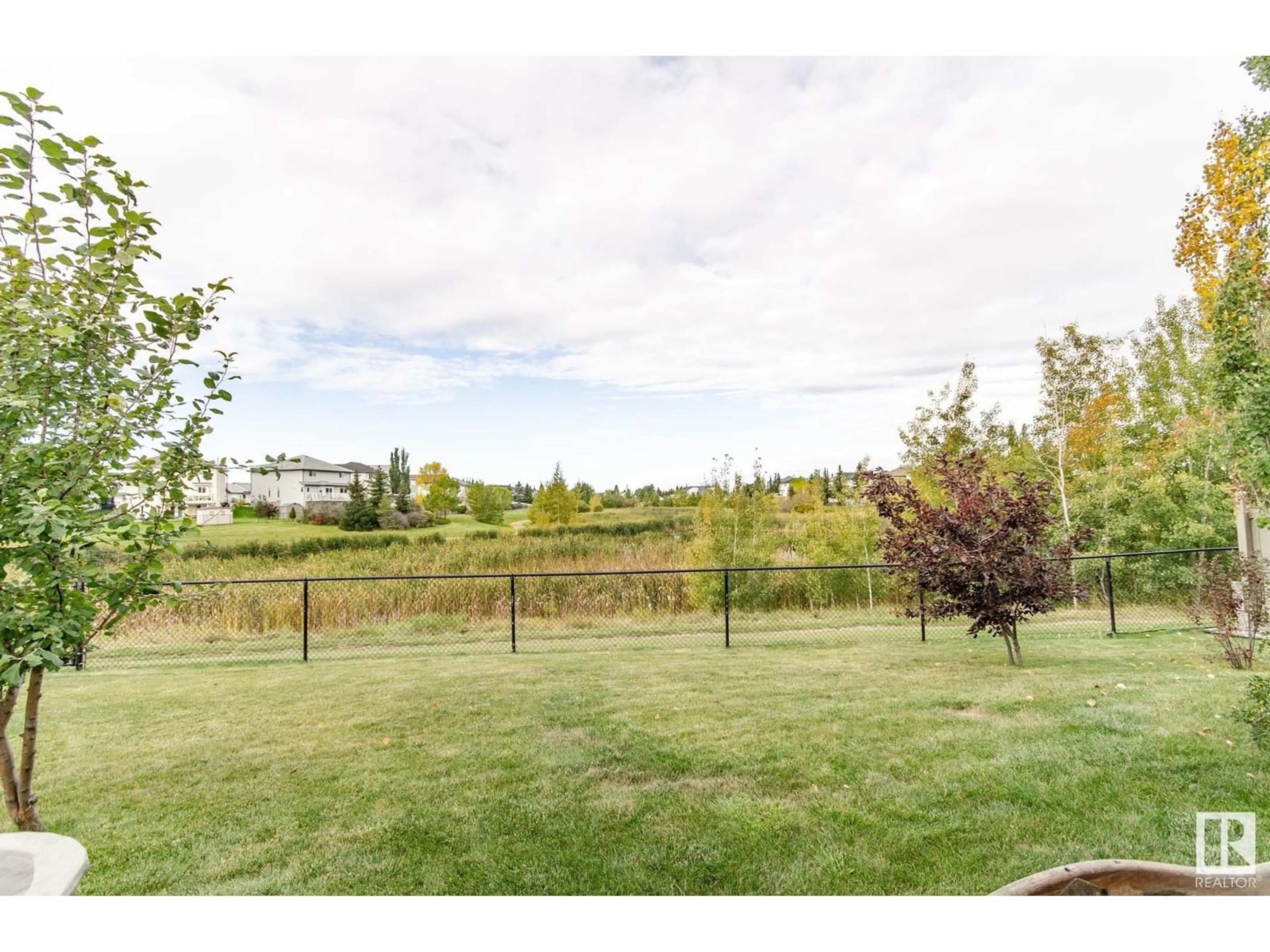 Fenced yard for 3219 31 AV NW, Edmonton Alberta T6T1X4