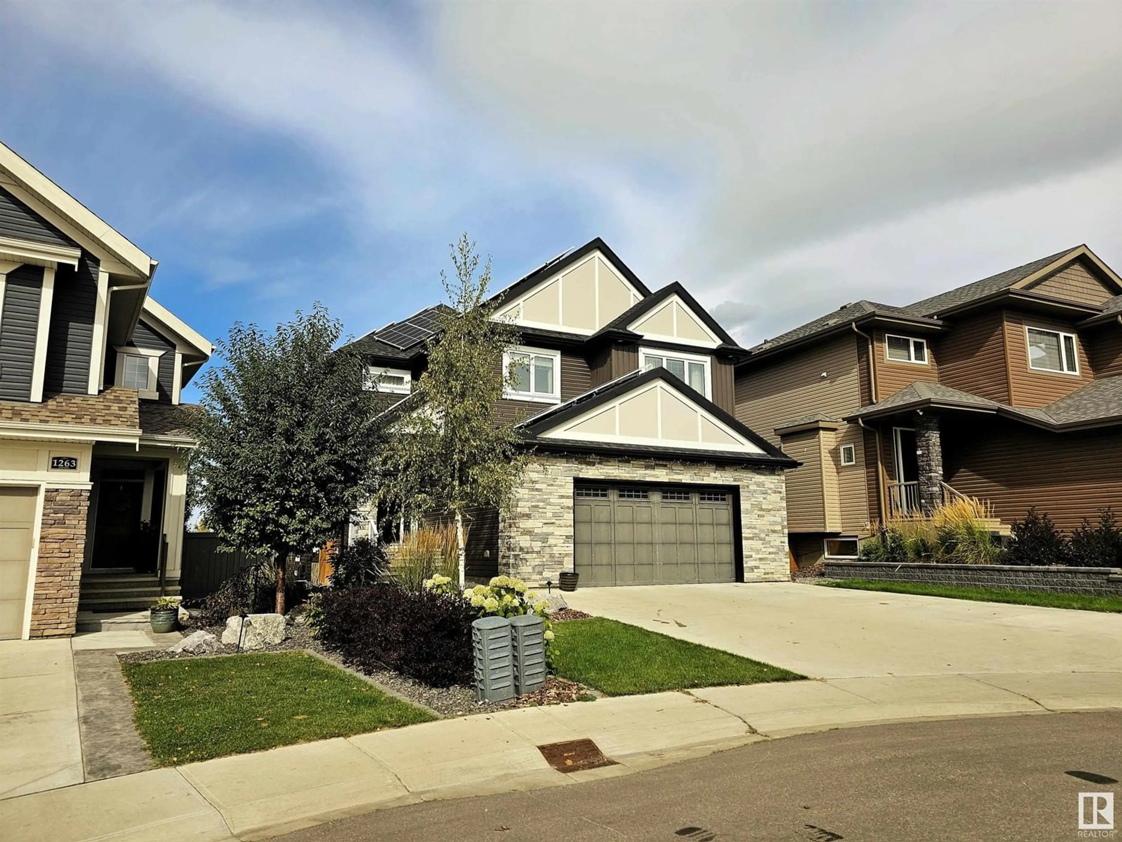 Frontside or backside of a home for 1265 Peregrine Terrace NW, Edmonton Alberta T5S0M4