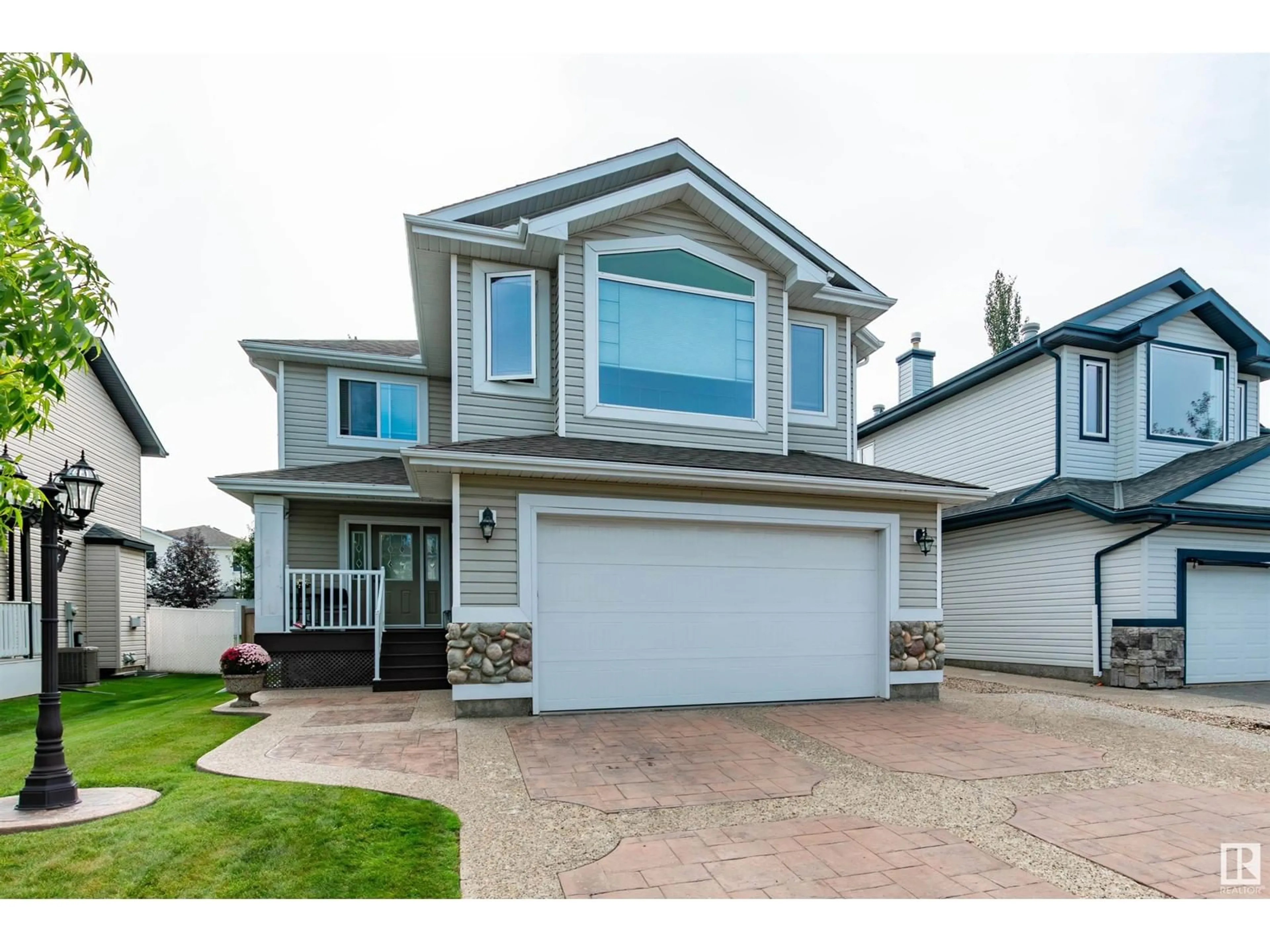 Frontside or backside of a home for 25 DEER PARK BV, Spruce Grove Alberta T7X4M2