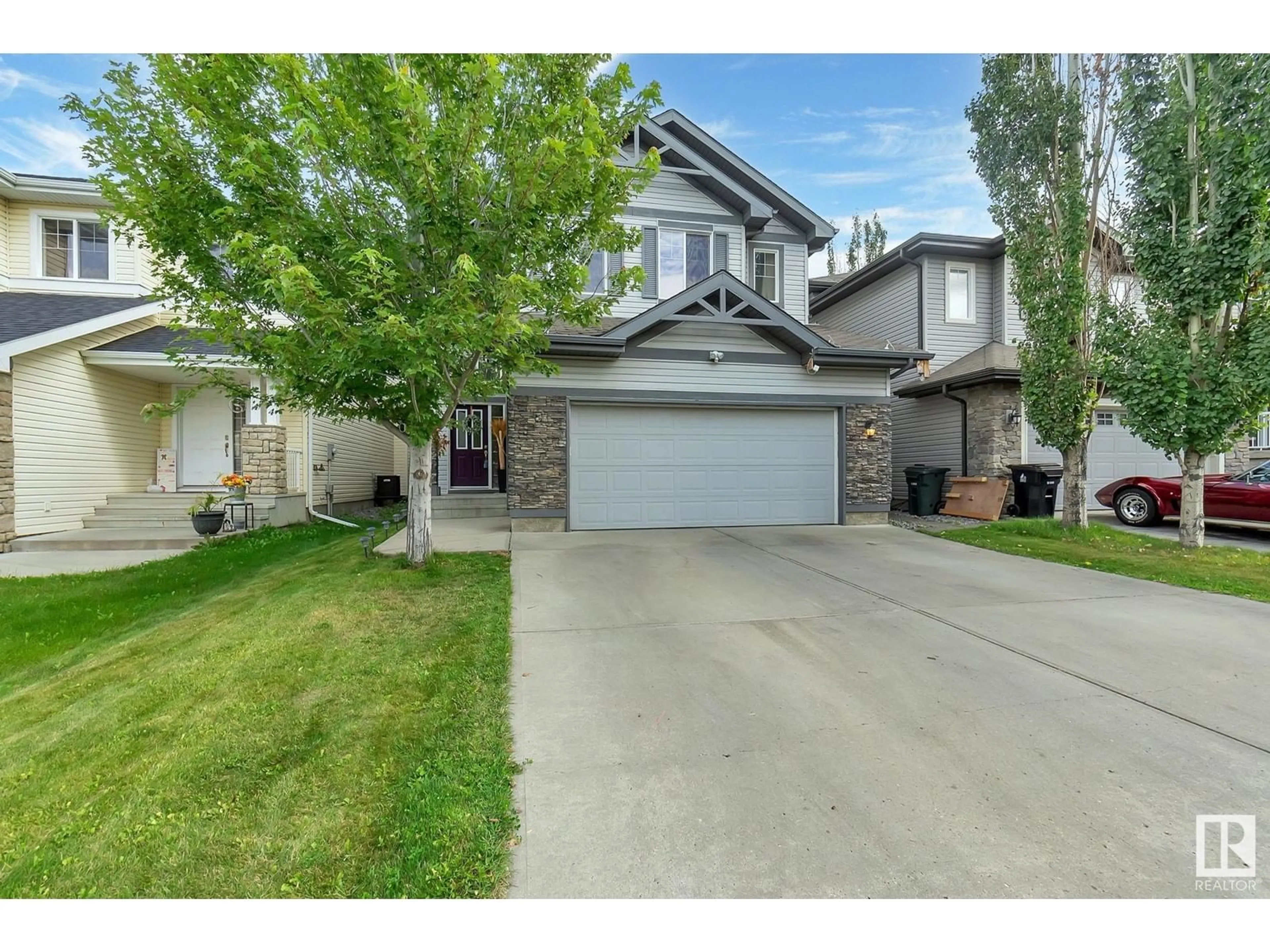 Frontside or backside of a home for 42 VERNON ST, Spruce Grove Alberta T7X0C1