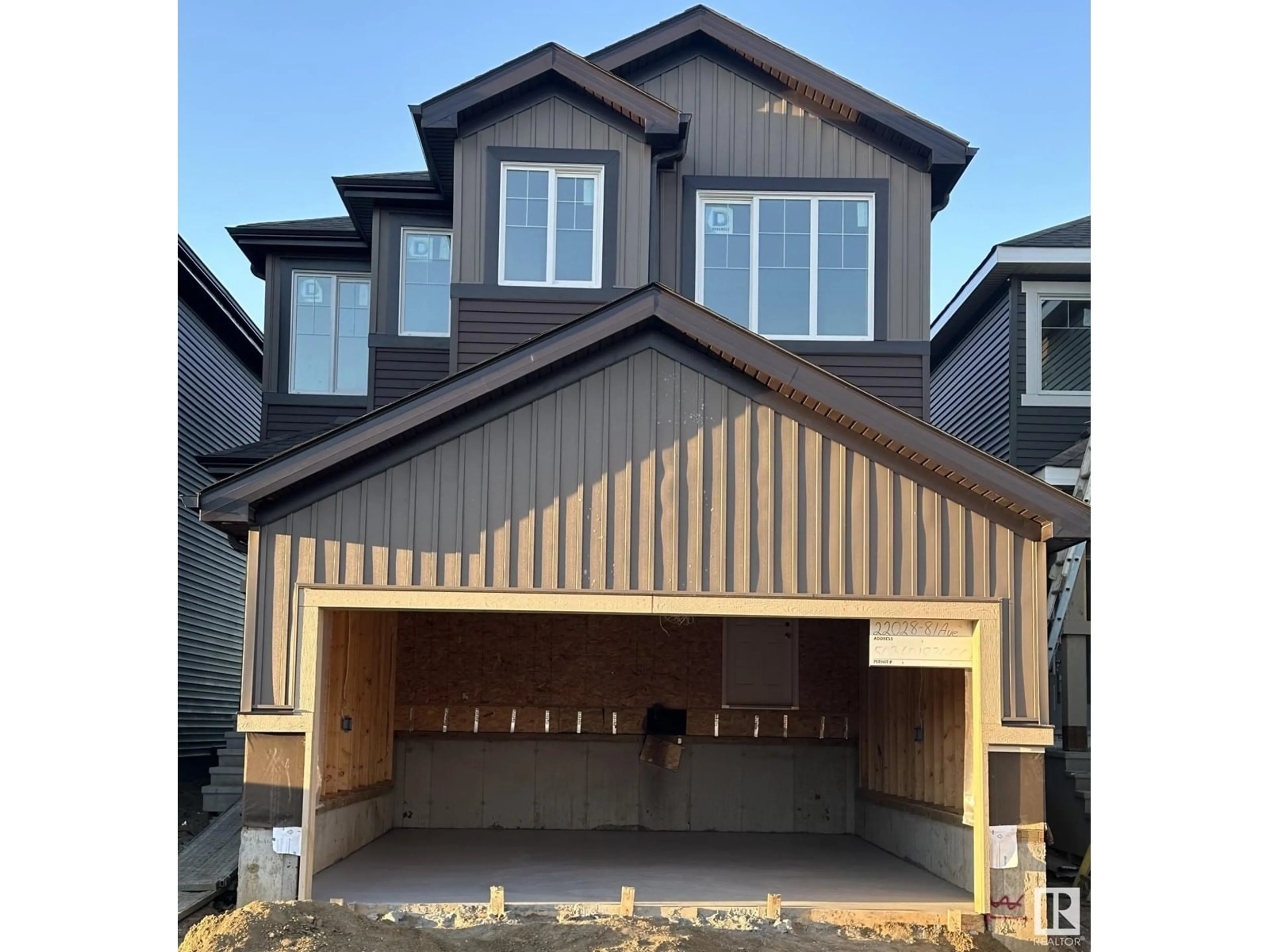 Frontside or backside of a home, cottage for 22028 81 AV NW, Edmonton Alberta T5T7N7