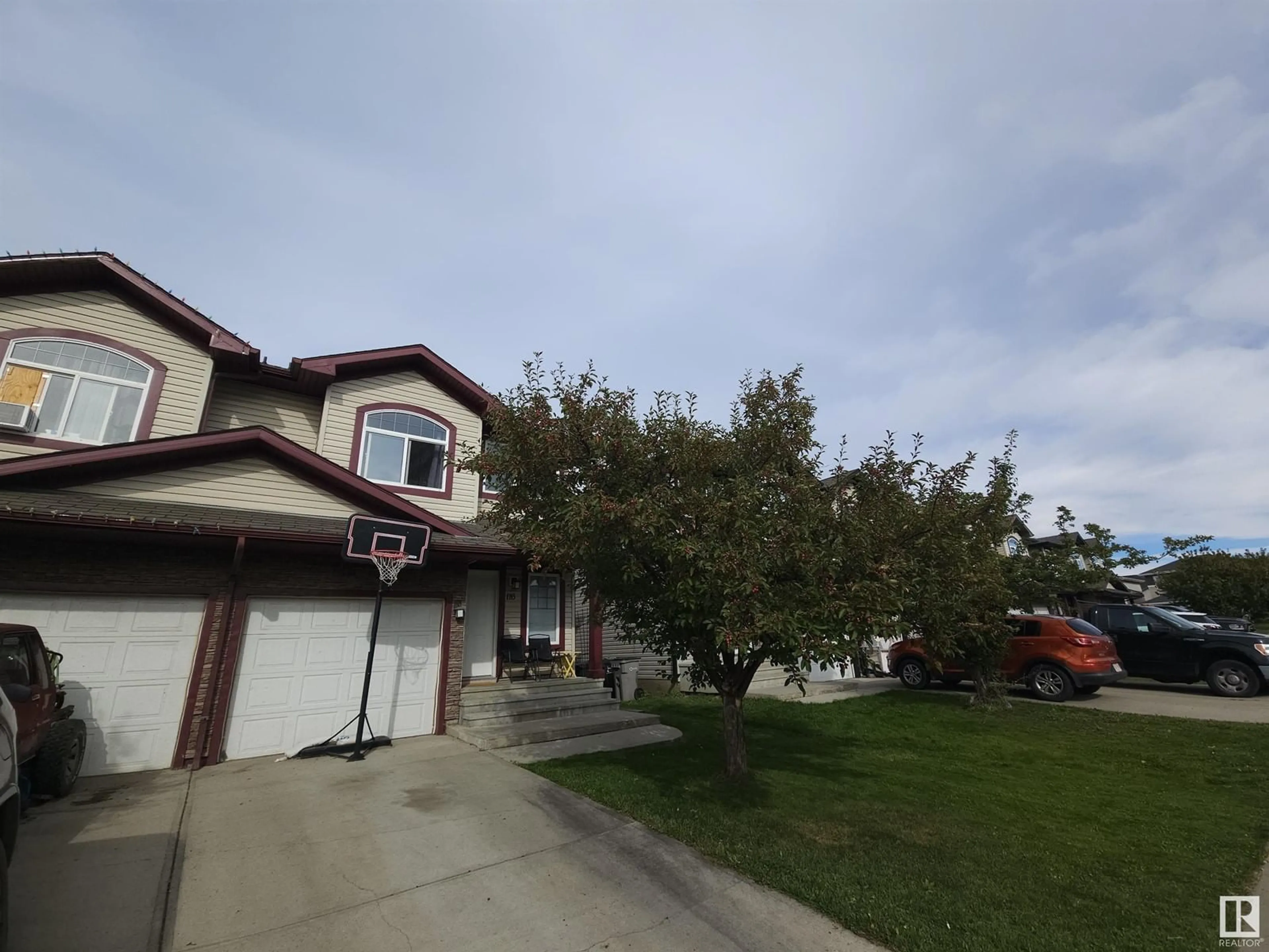 Frontside or backside of a home for 116 MERIDIAN LO, Stony Plain Alberta T7Z0B9