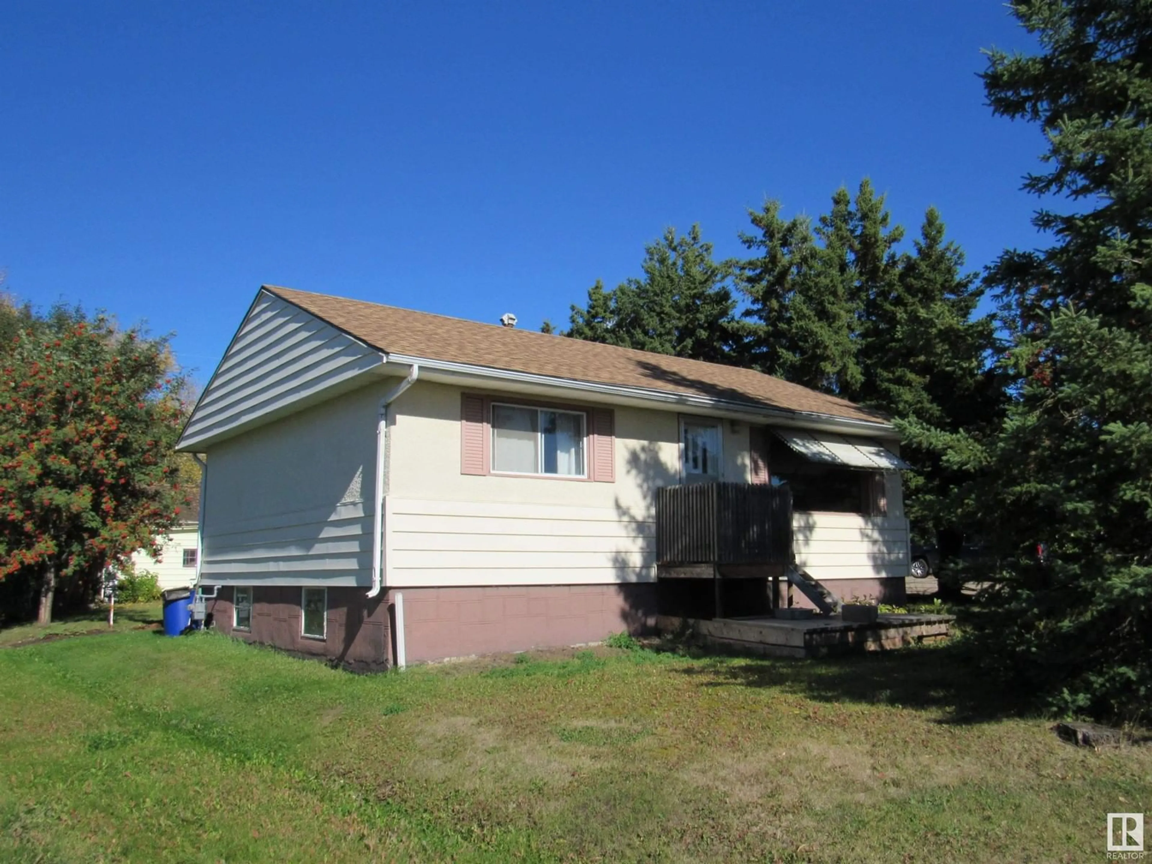 Frontside or backside of a home for 4504 55 AV, Barrhead Alberta T7N1K1