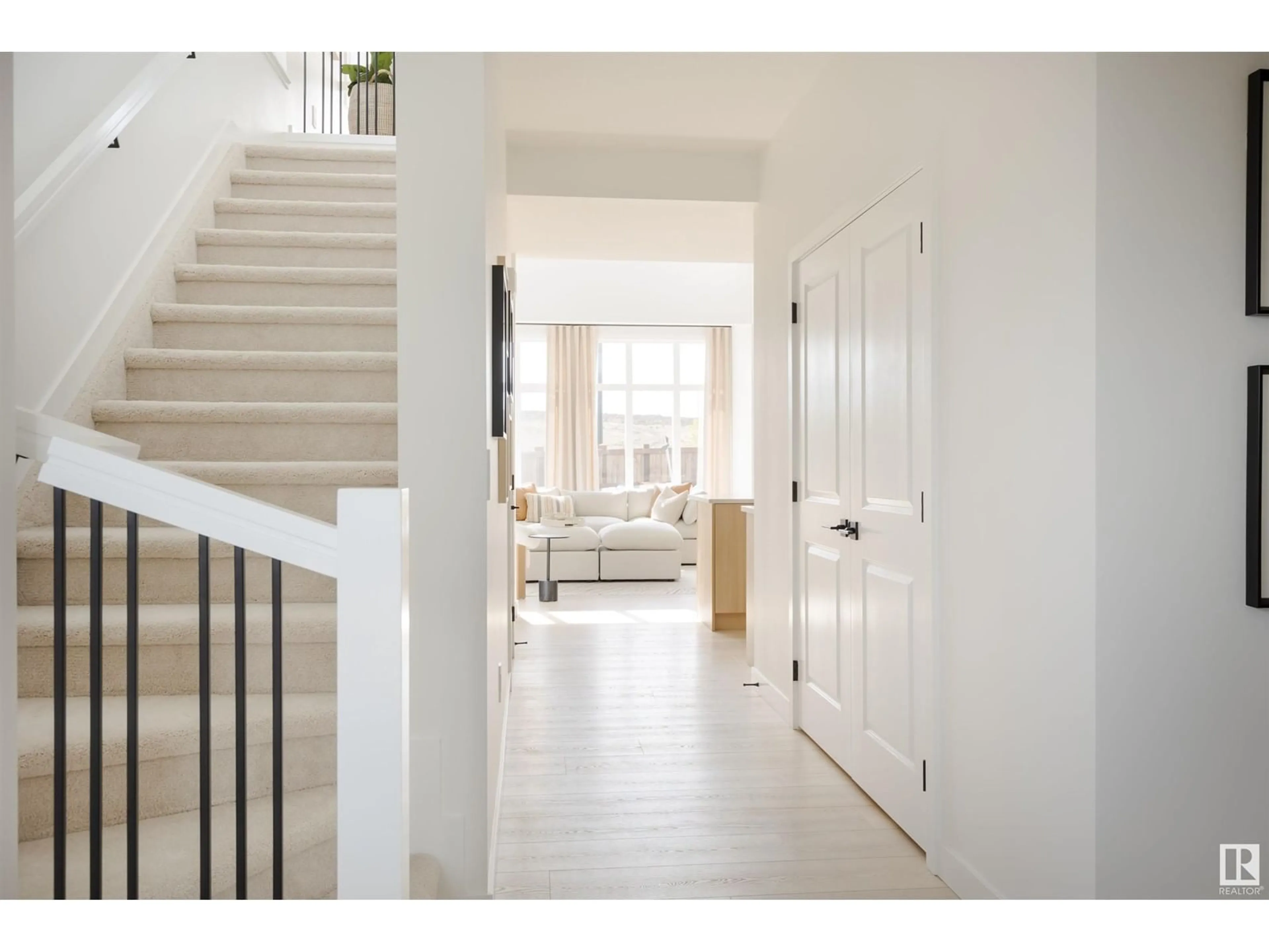 Indoor entryway, wood floors for 5470 KOOTOOK RD SW, Edmonton Alberta T6W2Z5