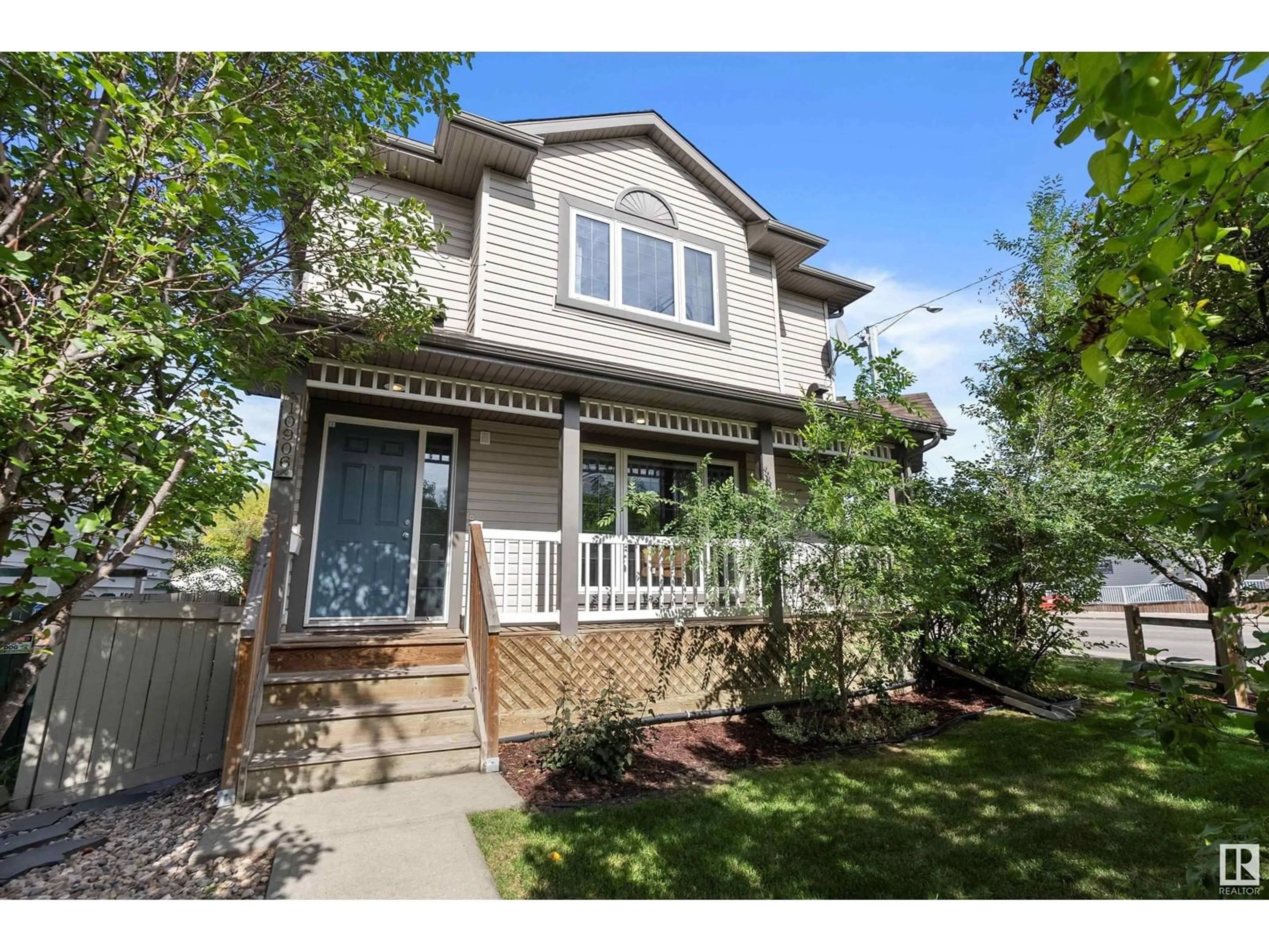 Frontside or backside of a home for 10906 72 AV NW, Edmonton Alberta T6G0A9