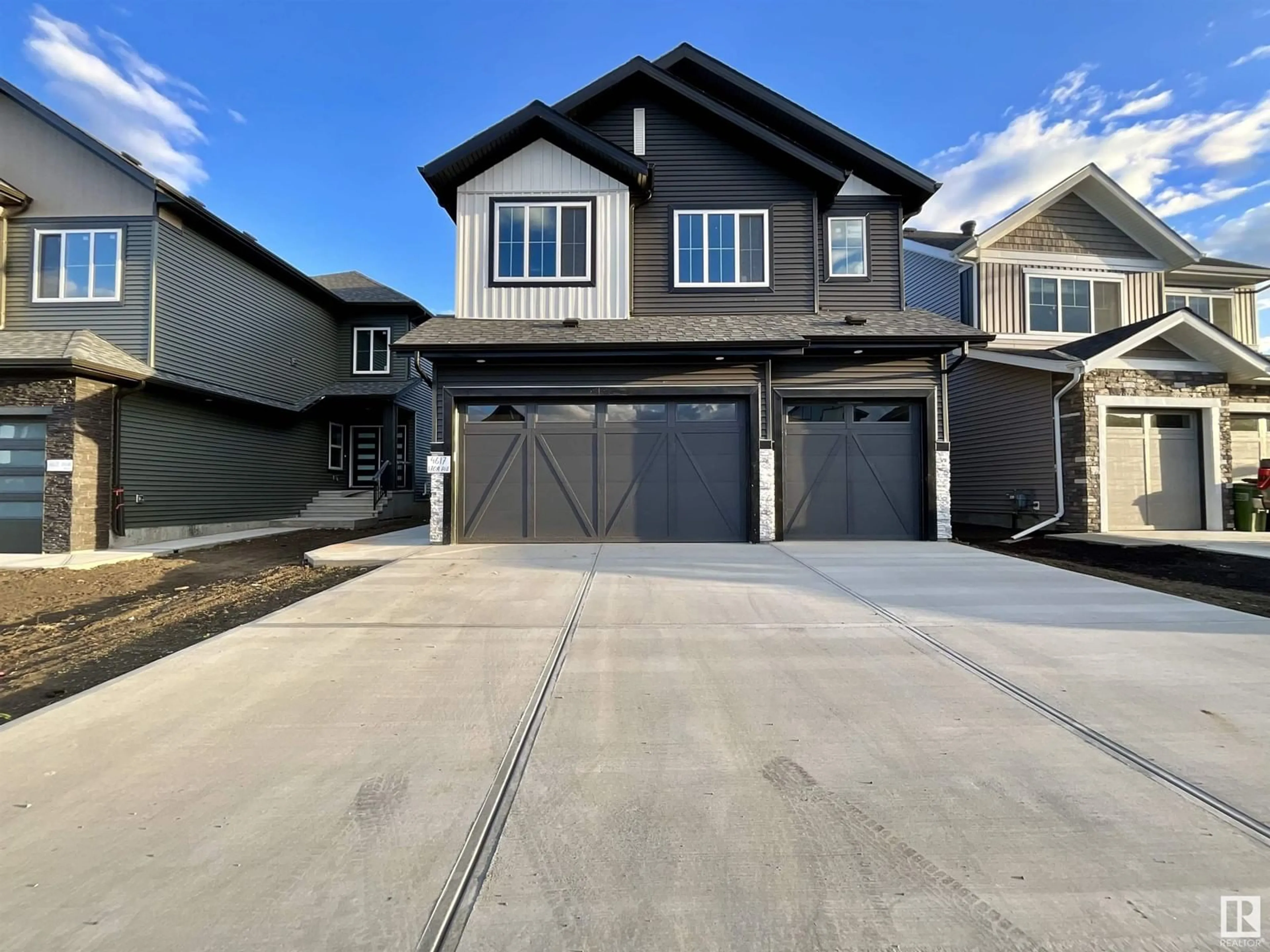 Frontside or backside of a home for 4617 170A AV NW, Edmonton Alberta T5Y4C9