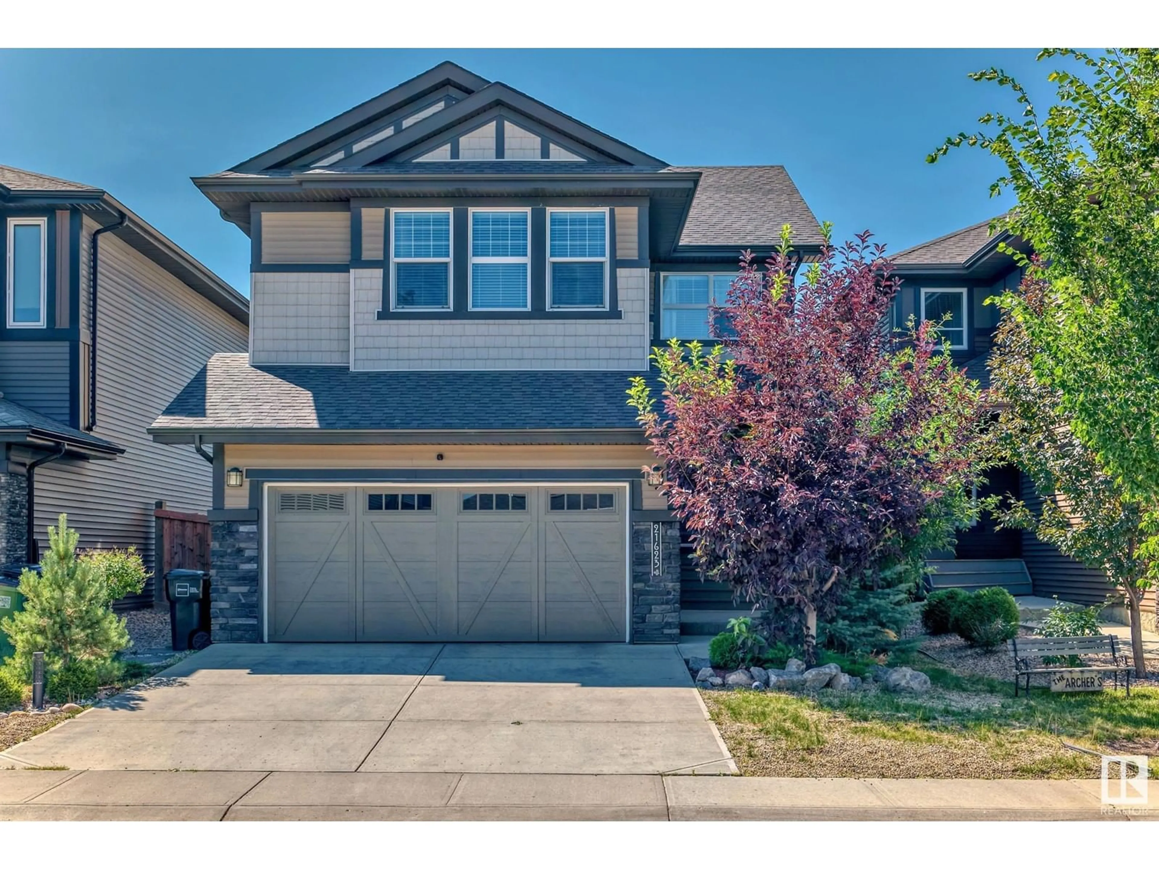 Frontside or backside of a home, the street view for 21623 86 AV NW, Edmonton Alberta T5T4R5