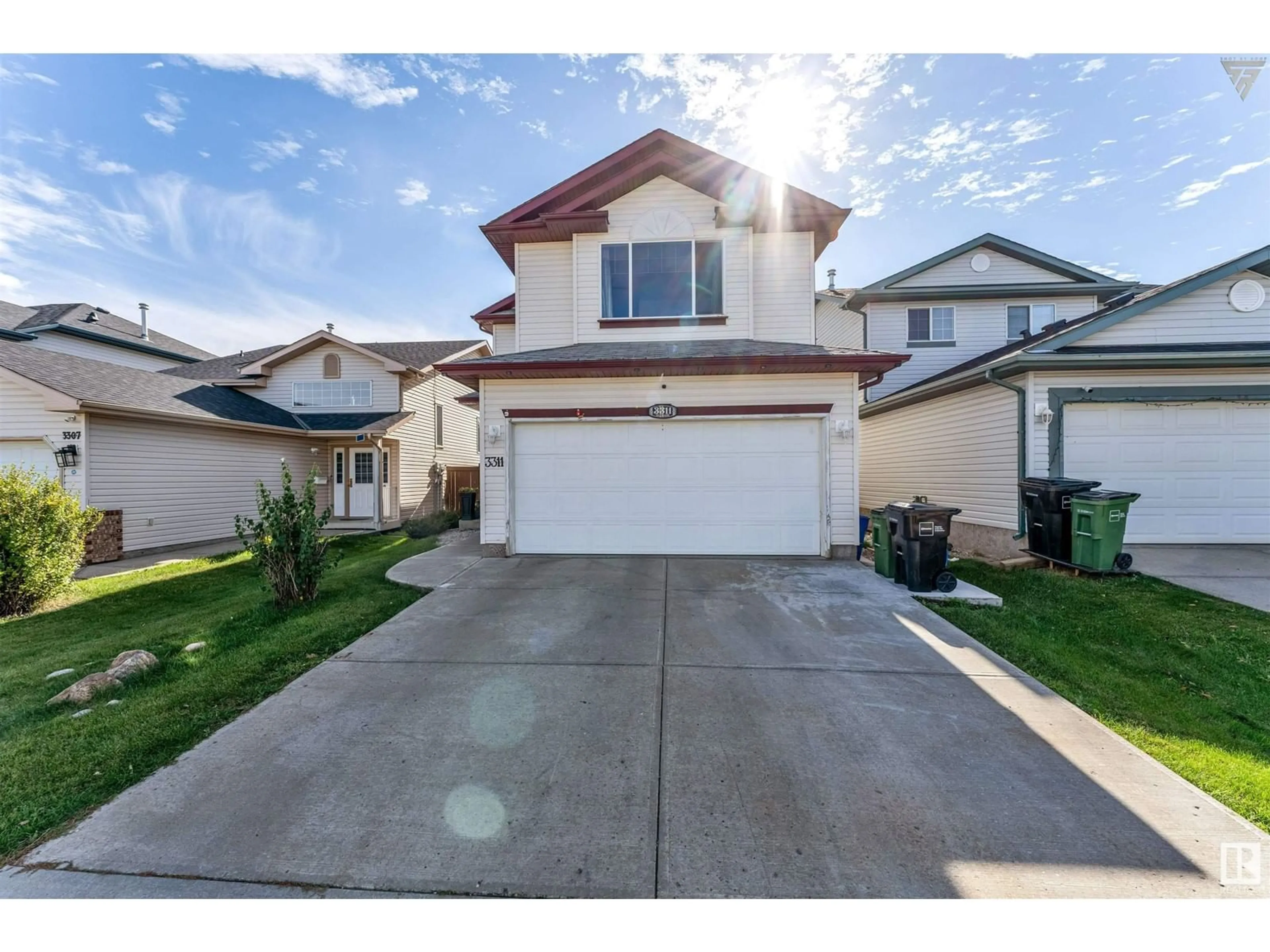 Frontside or backside of a home for 3311 27 AV NW, Edmonton Alberta T6T1P7