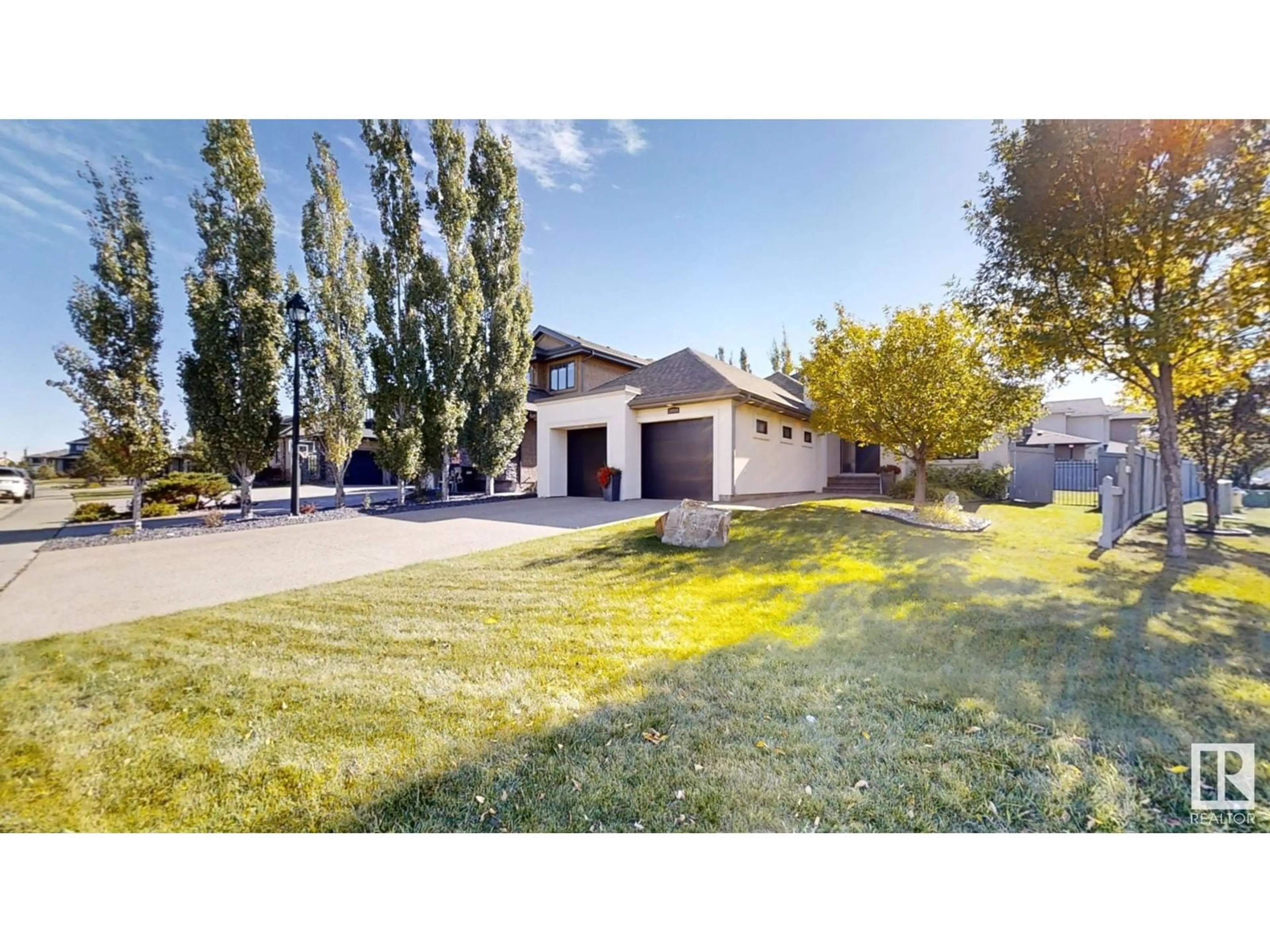 Frontside or backside of a home, the street view for 10919-175 avenue NW, Edmonton Alberta T5K0B7