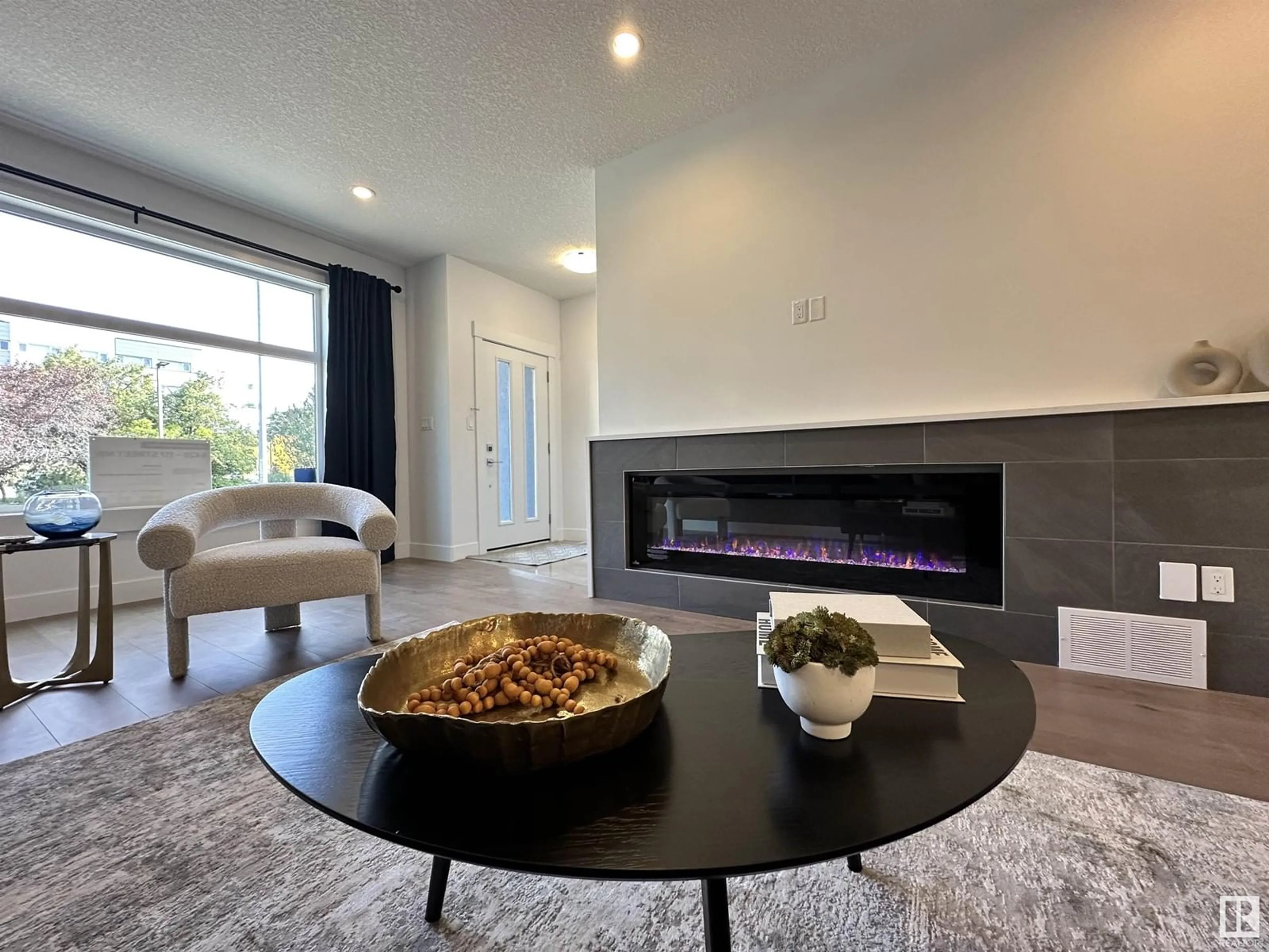 Living room, wood floors for 8420 117 ST NW, Edmonton Alberta T6G1R4