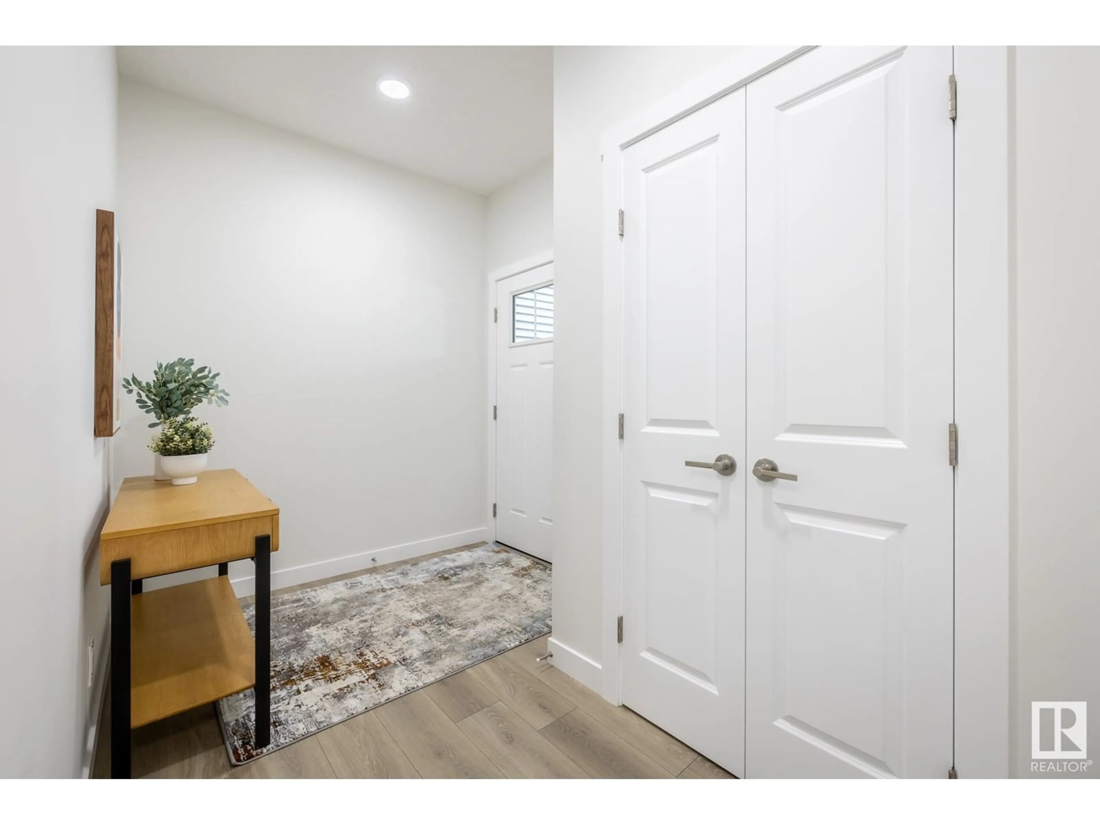 Indoor entryway, wood floors for 327 29 ST SW, Edmonton Alberta T6X3E8