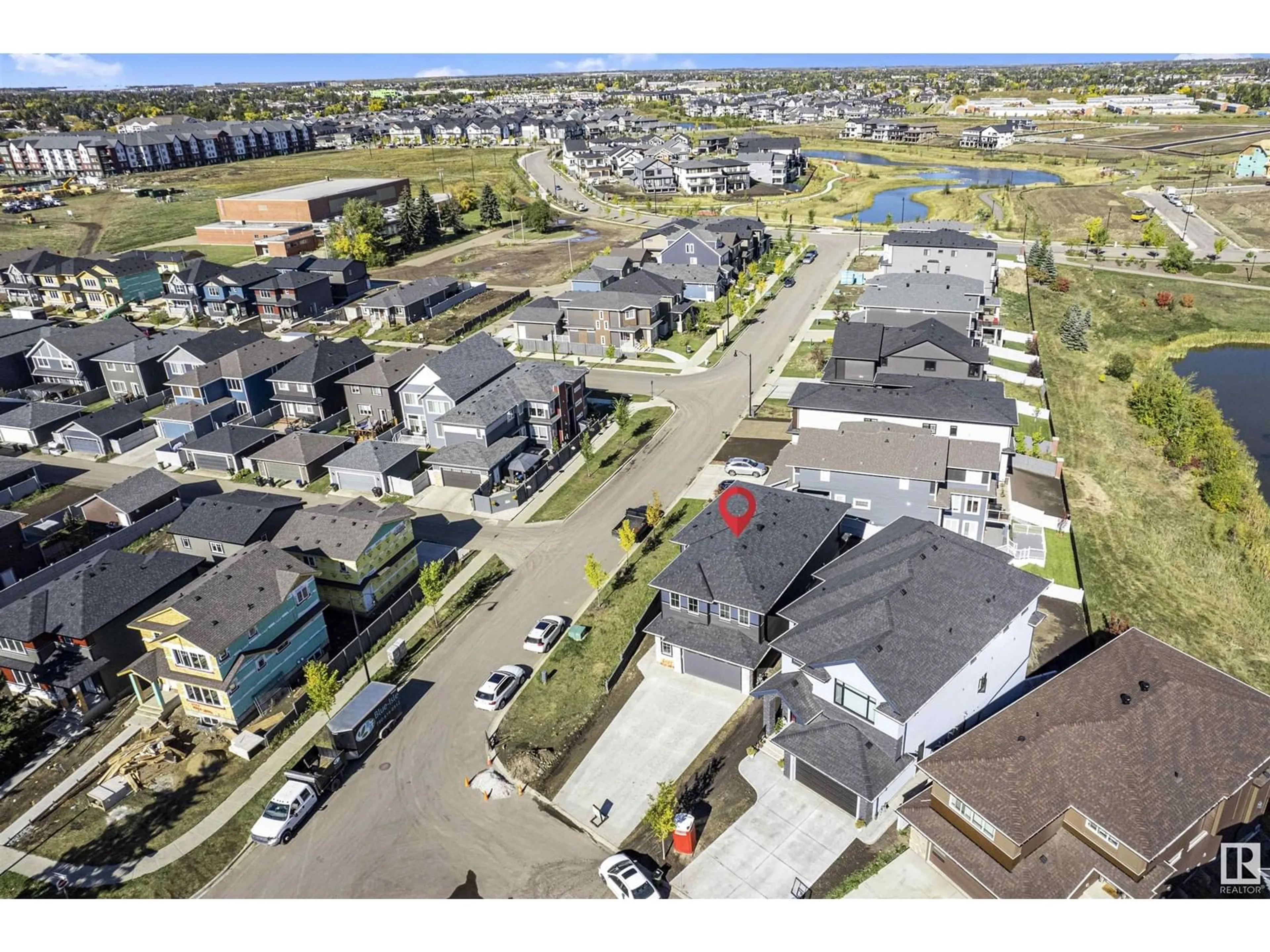 Frontside or backside of a home, the street view for 6027 naden landing NW, Edmonton Alberta T5E6X9