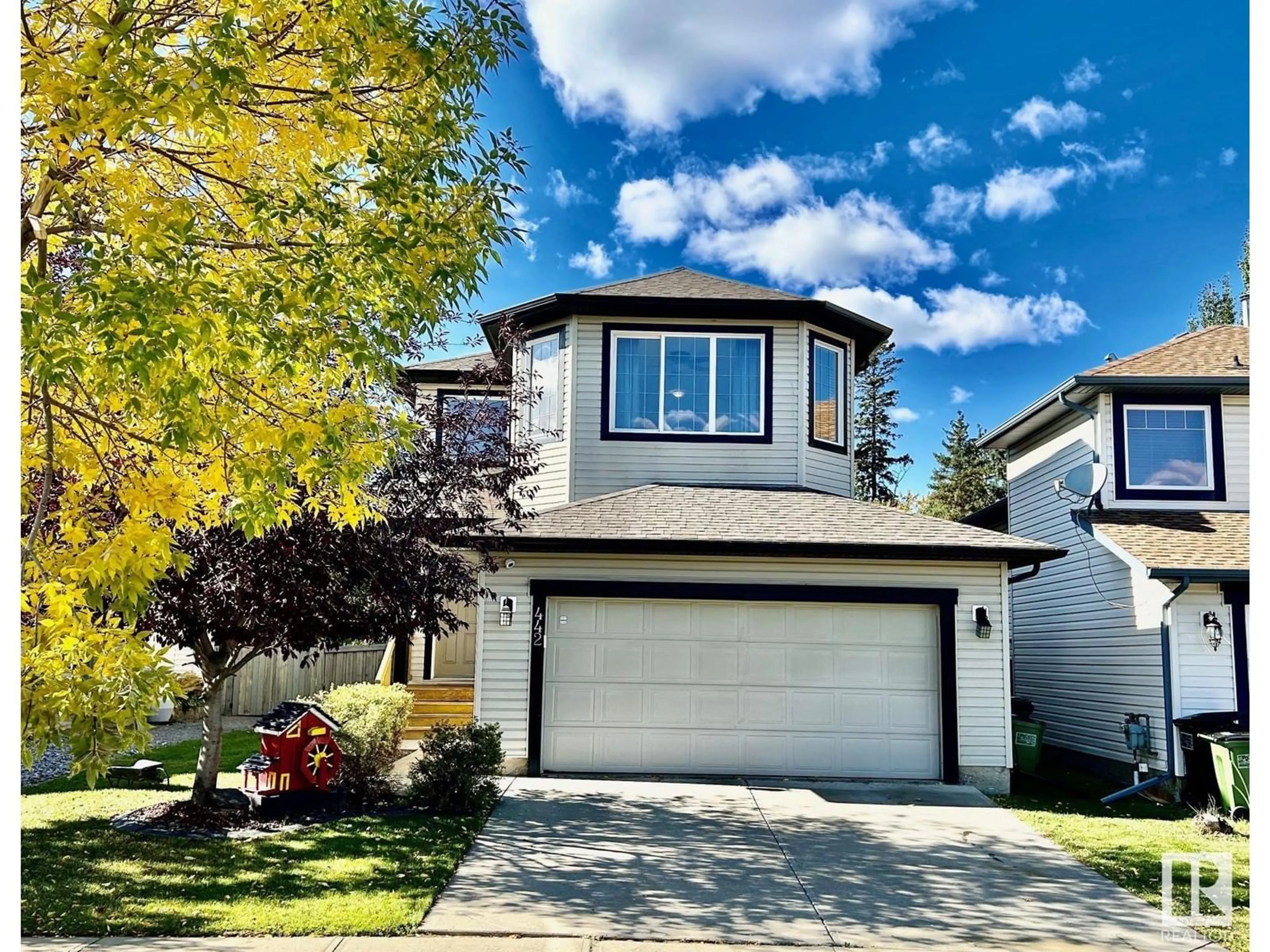 Frontside or backside of a home for 442 MACEWAN RD SW, Edmonton Alberta T6W1V4