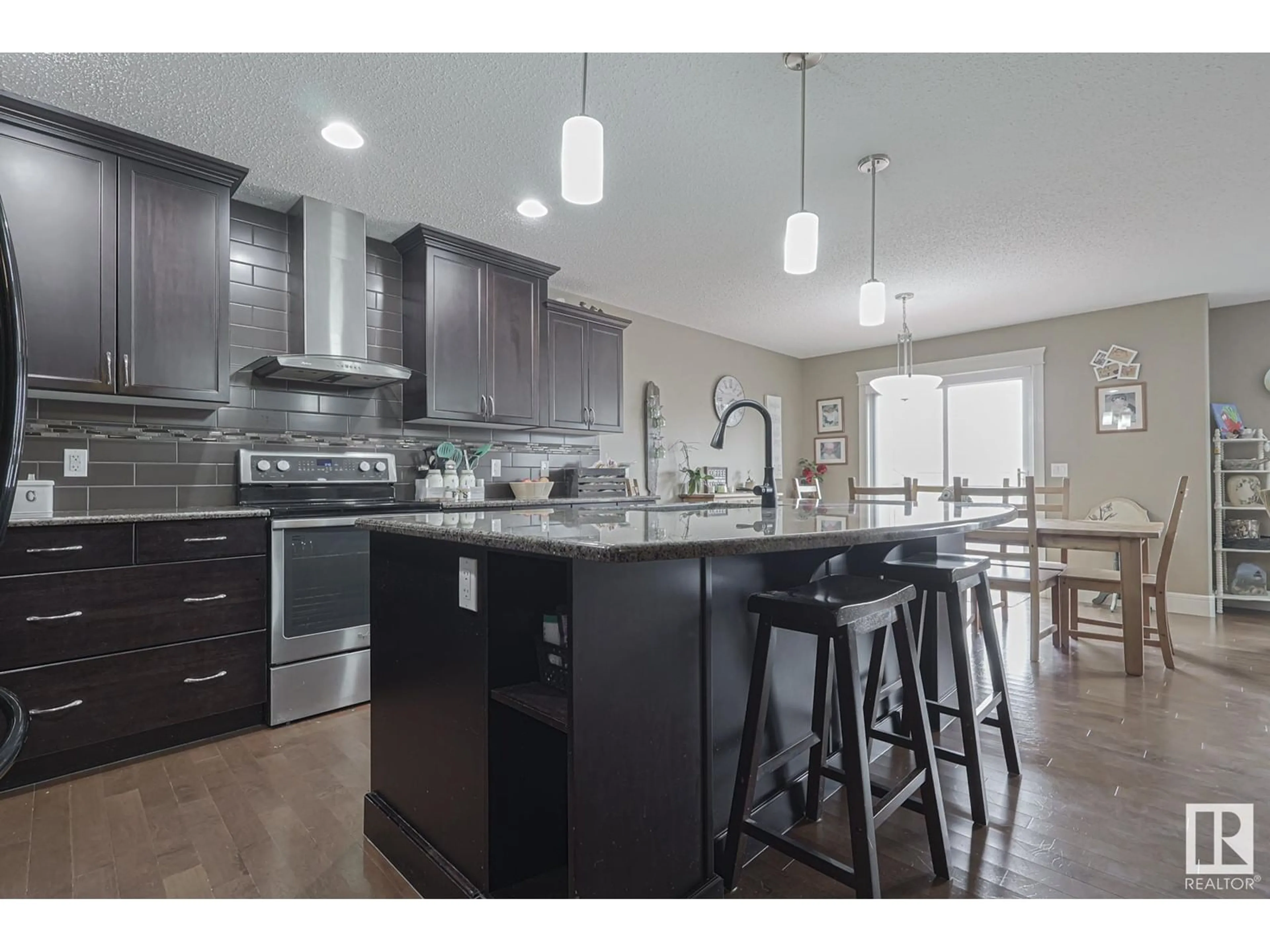 Open concept kitchen for 25 SEDONA PL, Fort Saskatchewan Alberta T8L0N7