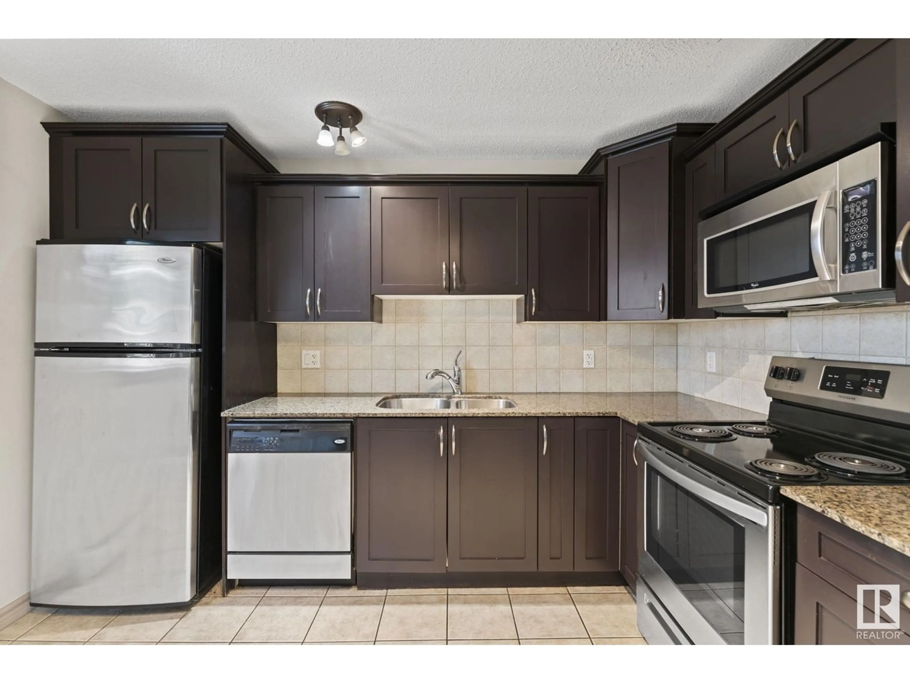 Standard kitchen for #6 10710 84 AV NW, Edmonton Alberta T6E2H9