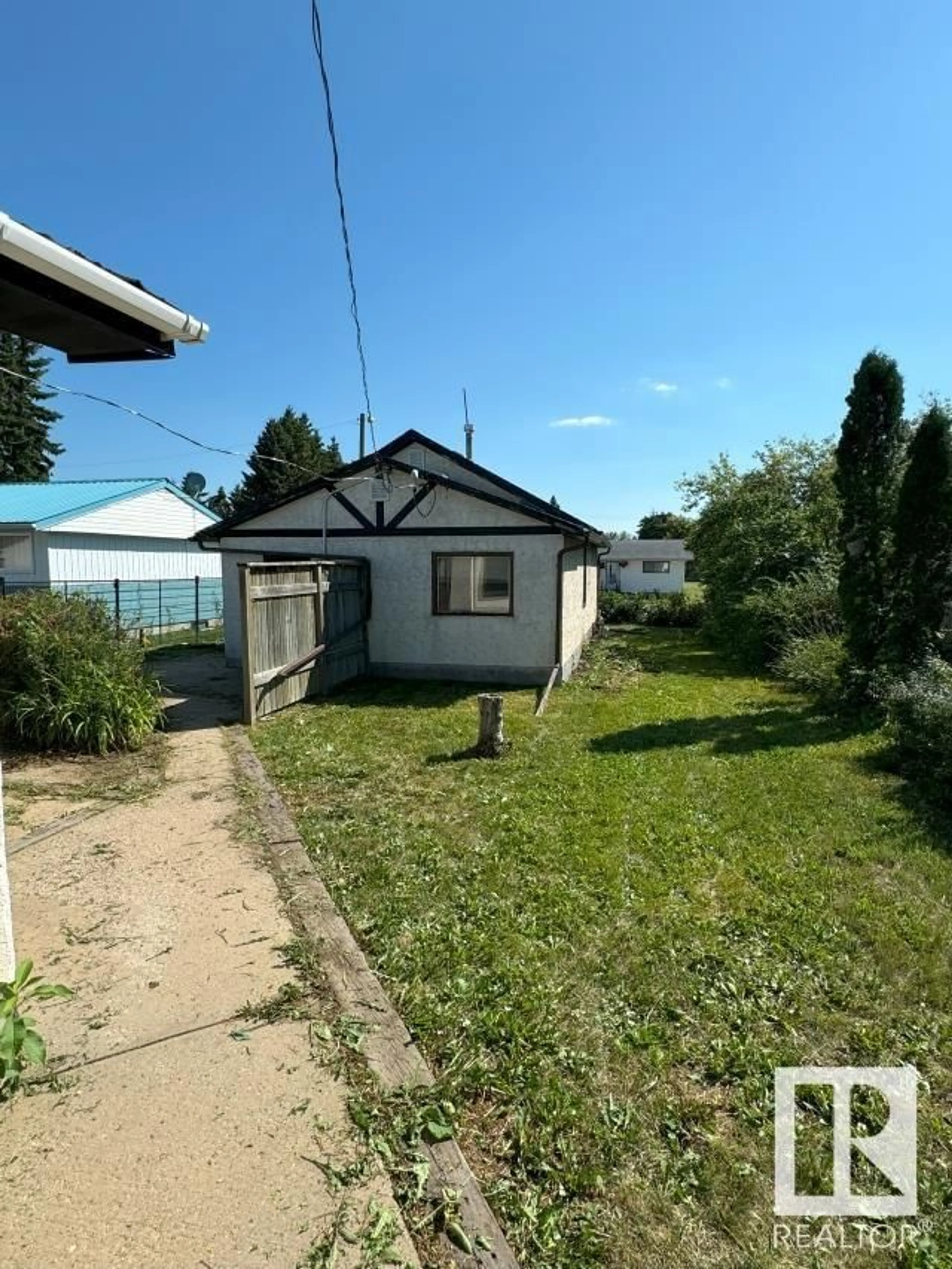 Frontside or backside of a home, cottage for 5022 50 AV, Warspite Alberta T0A0J0