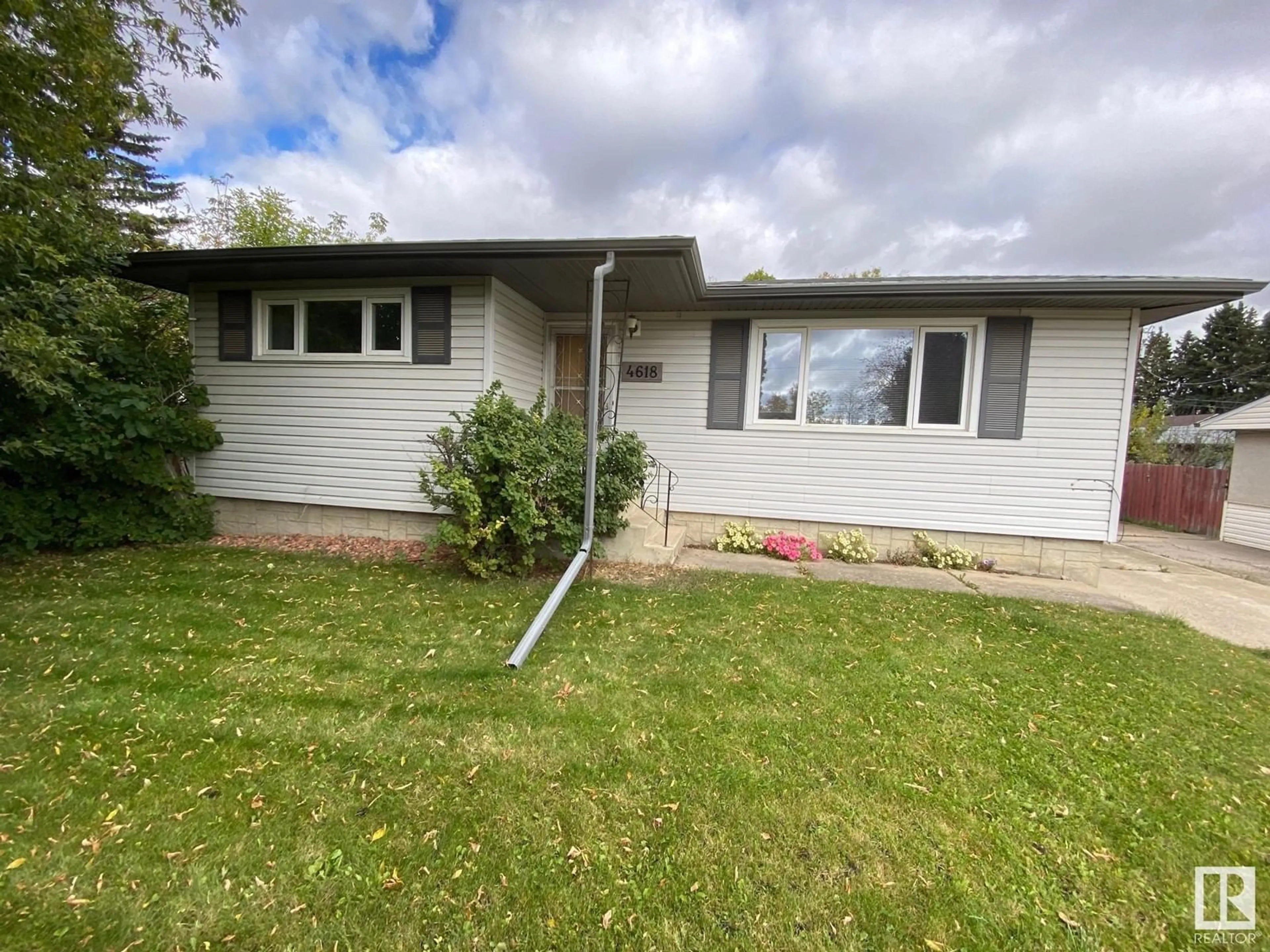 Frontside or backside of a home, cottage for 4618 47 AV, Wetaskiwin Alberta T9A0J4