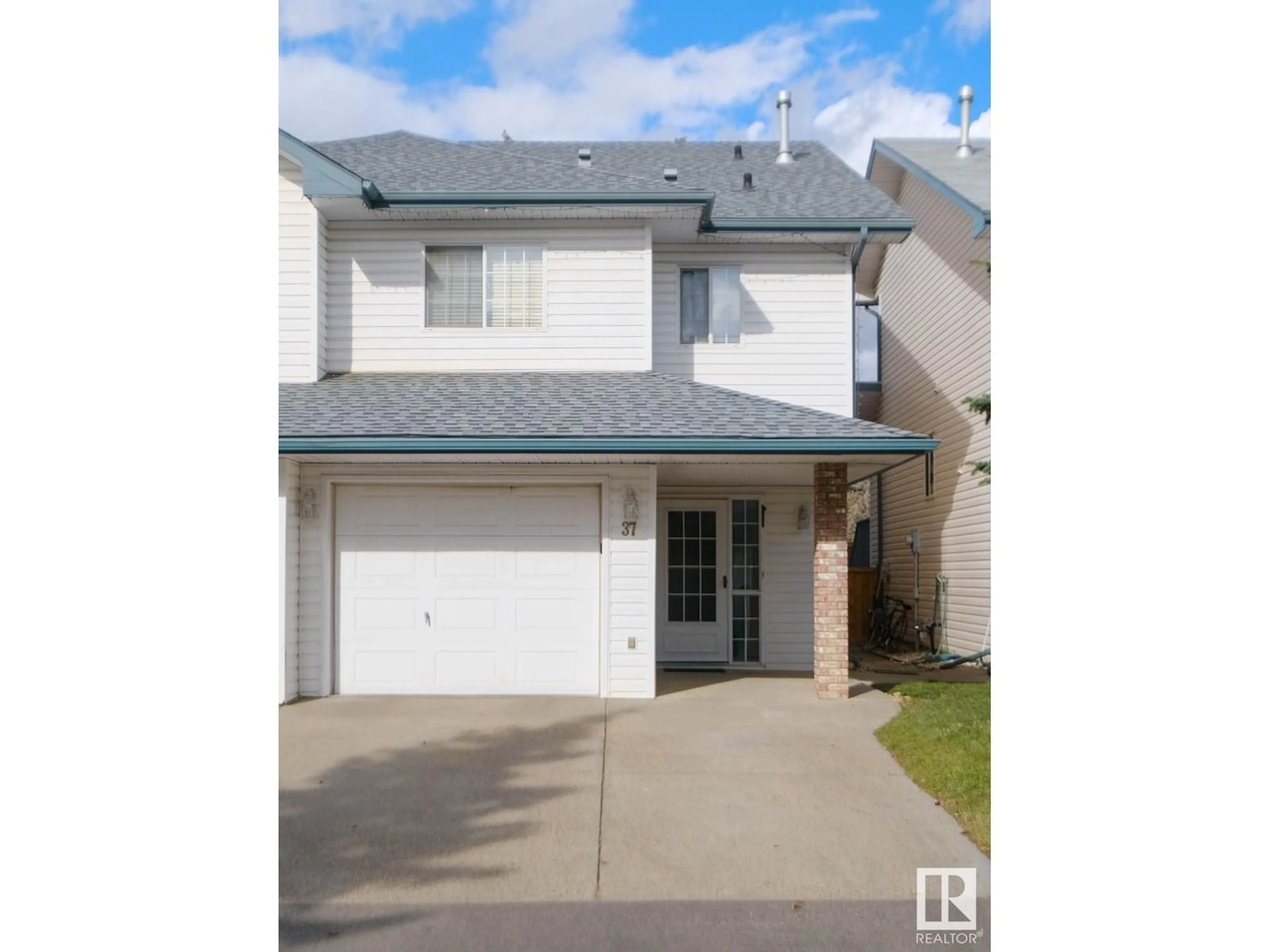 Frontside or backside of a home for #37 843 YOUVILLE DR W NW, Edmonton Alberta T6L6X8