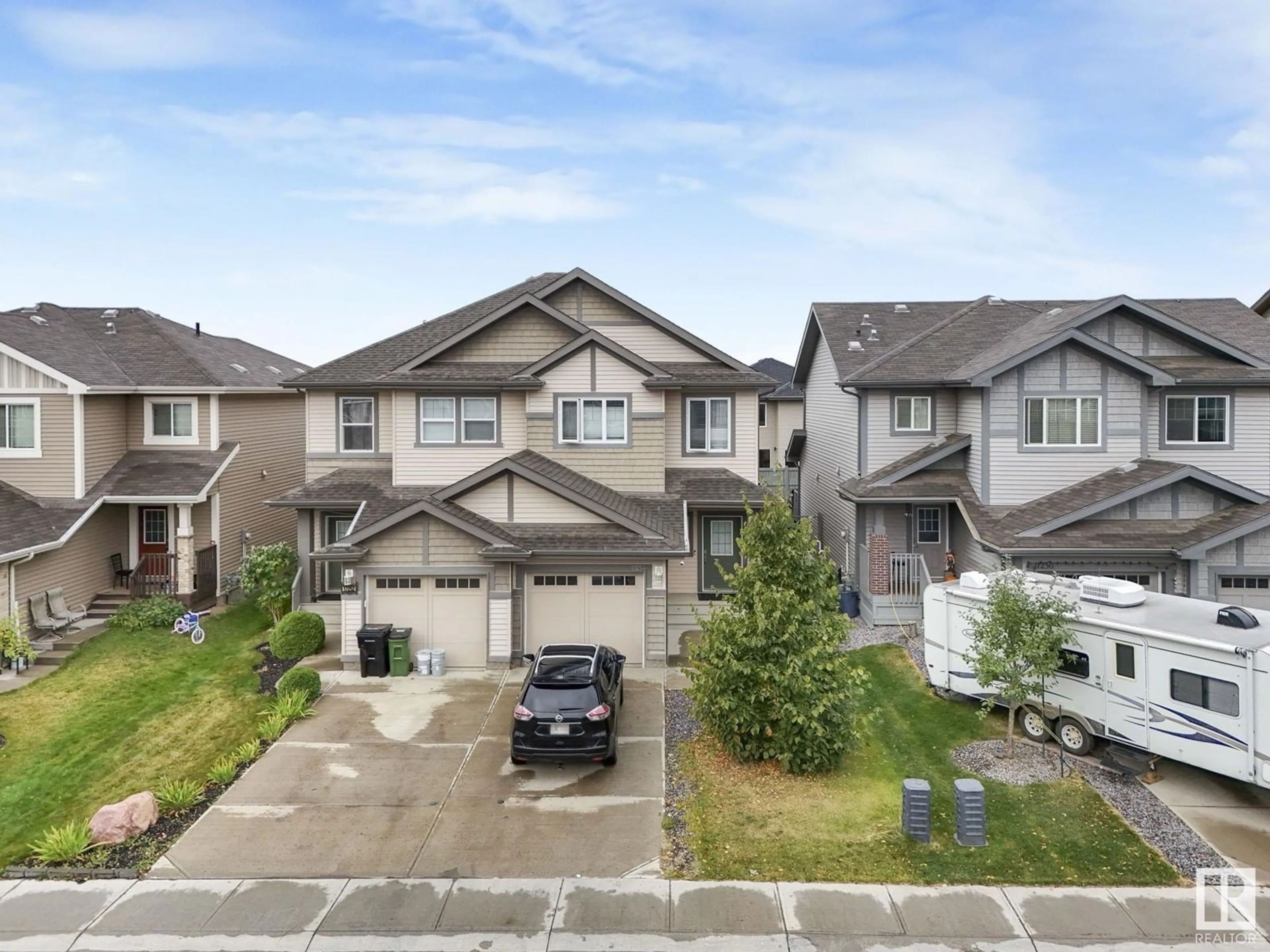 Frontside or backside of a home, the street view for 17254 73 ST NW, Edmonton Alberta T5Z0L3