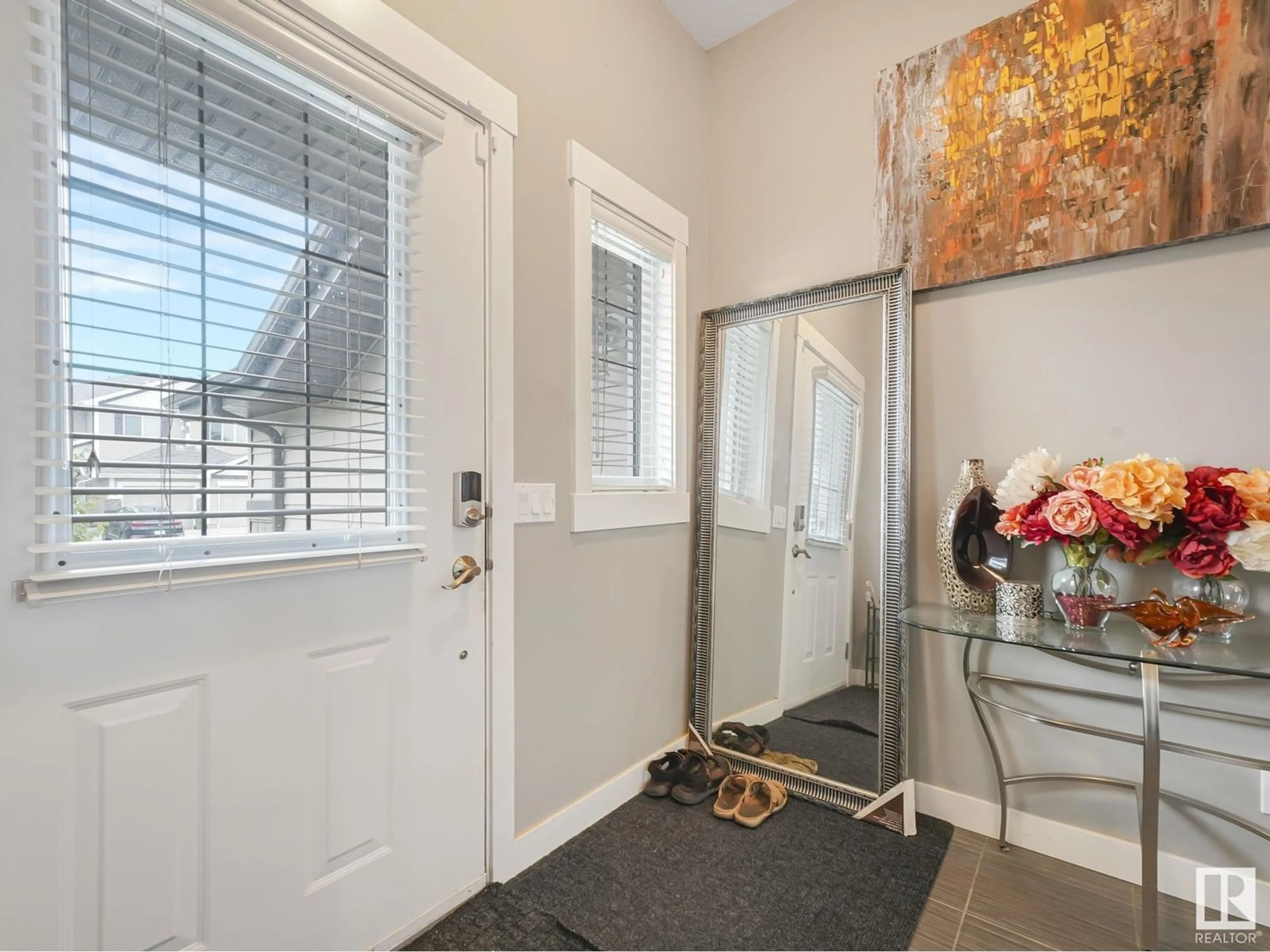 Indoor entryway, wood floors for 17254 73 ST NW, Edmonton Alberta T5Z0L3