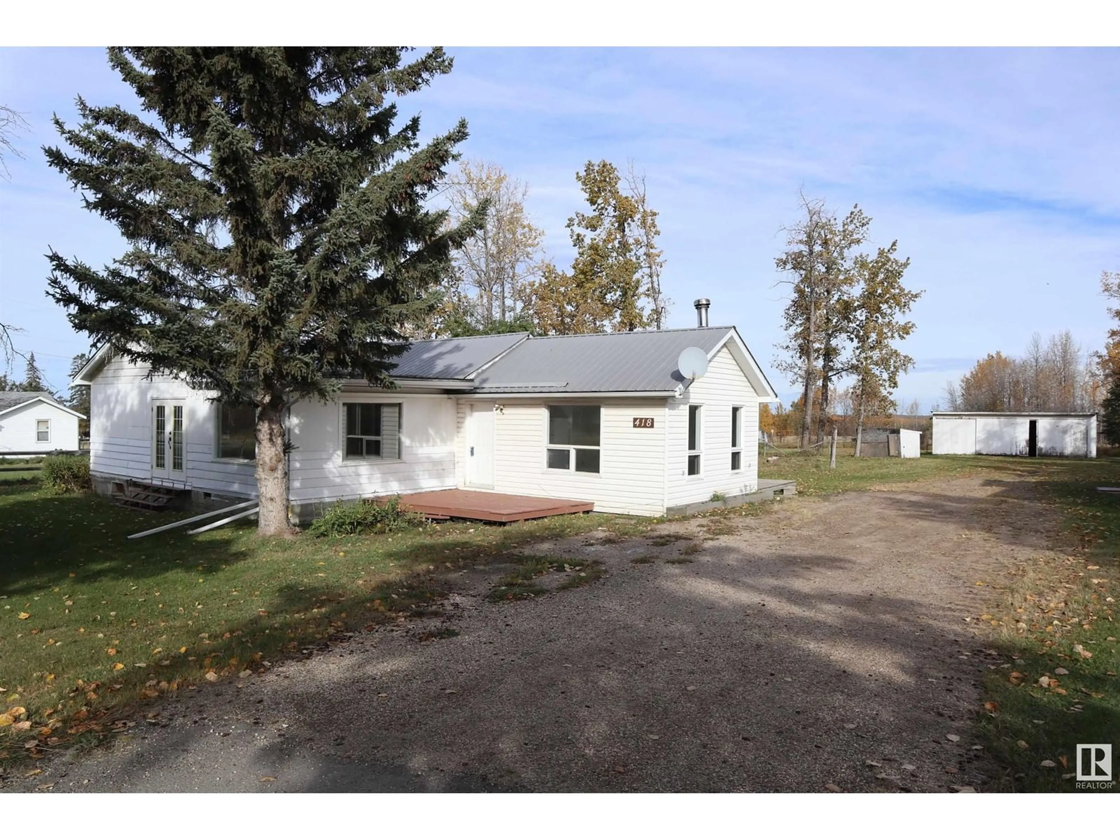 Frontside or backside of a home, cottage for 418 HWY 13 W, Alder Flats Alberta T0C0A0