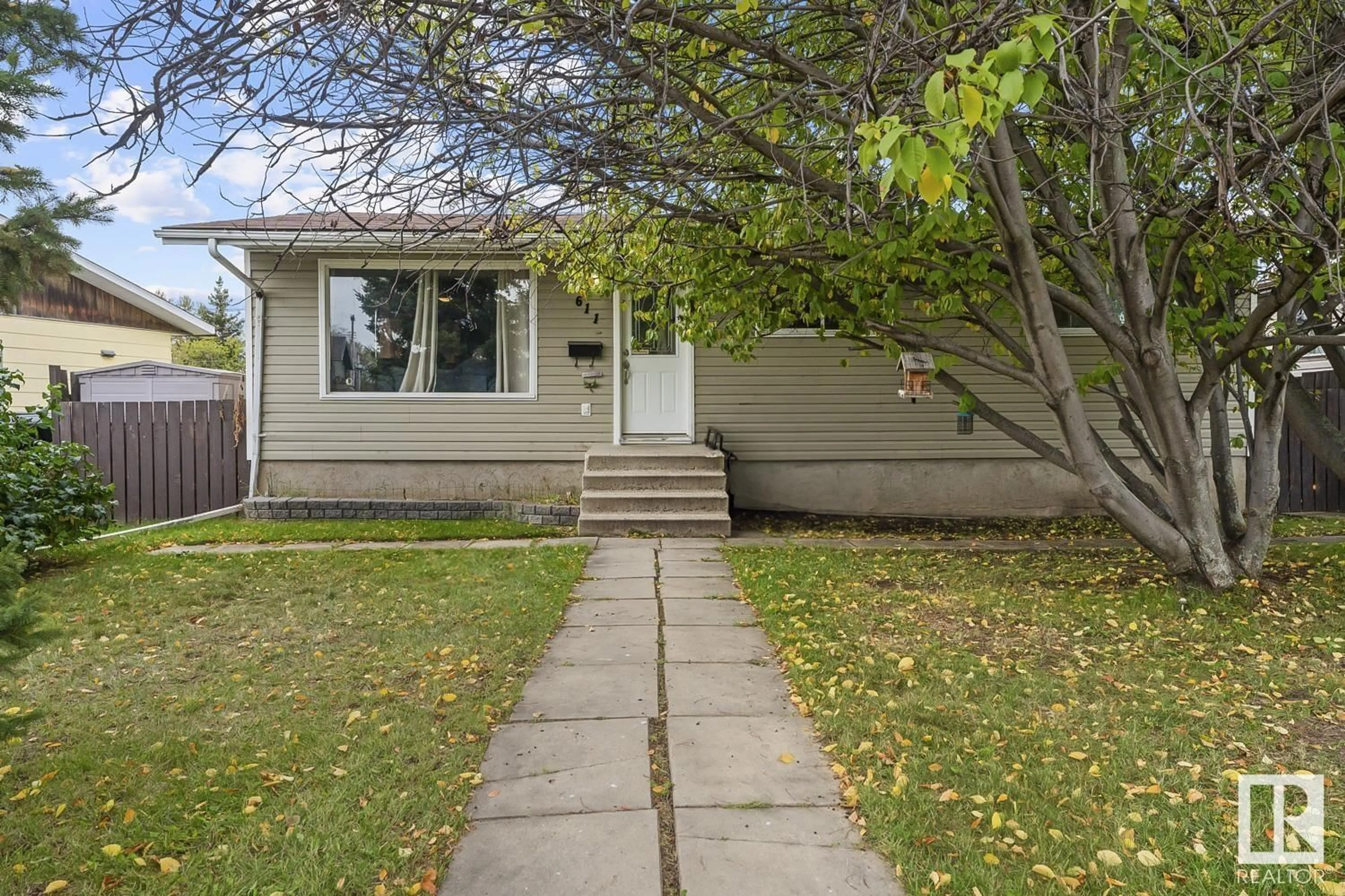 Frontside or backside of a home, the street view for 611 13 ST, Cold Lake Alberta T9M1B3