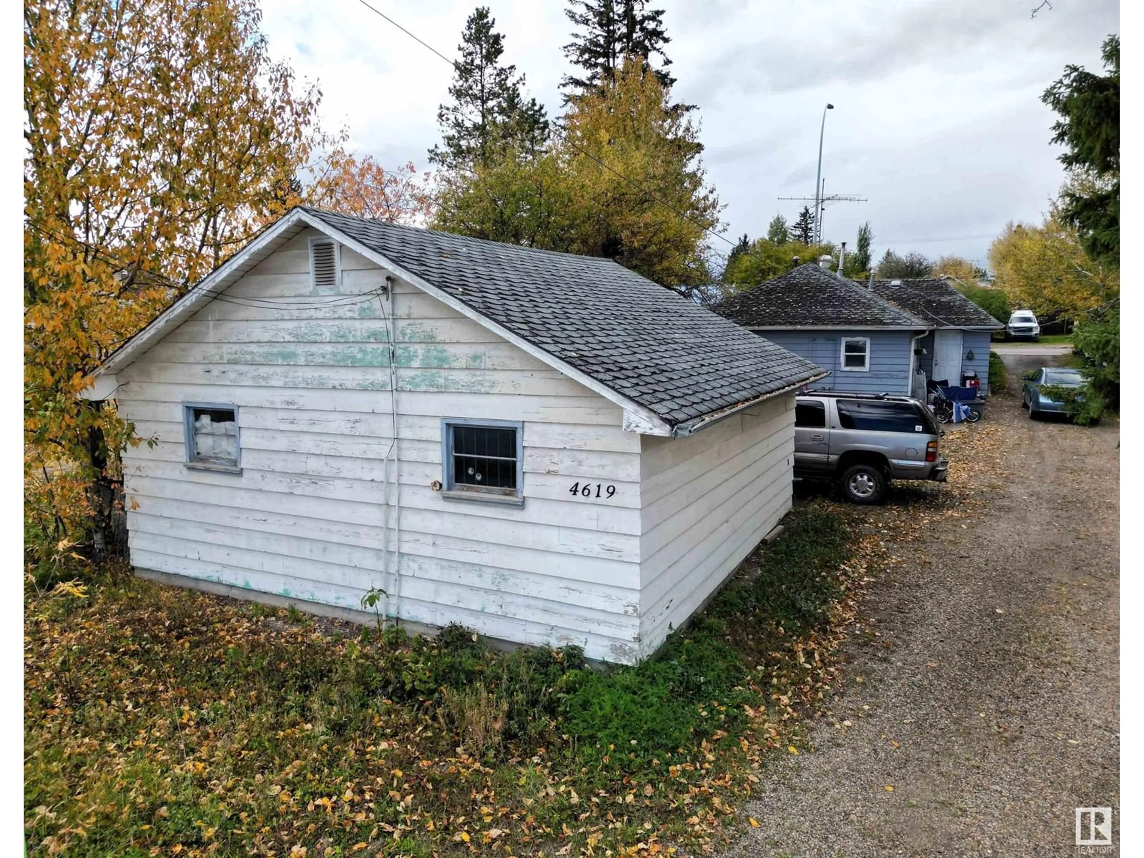 Shed for 4619 4 Avenue, Edson Alberta T7E1T8