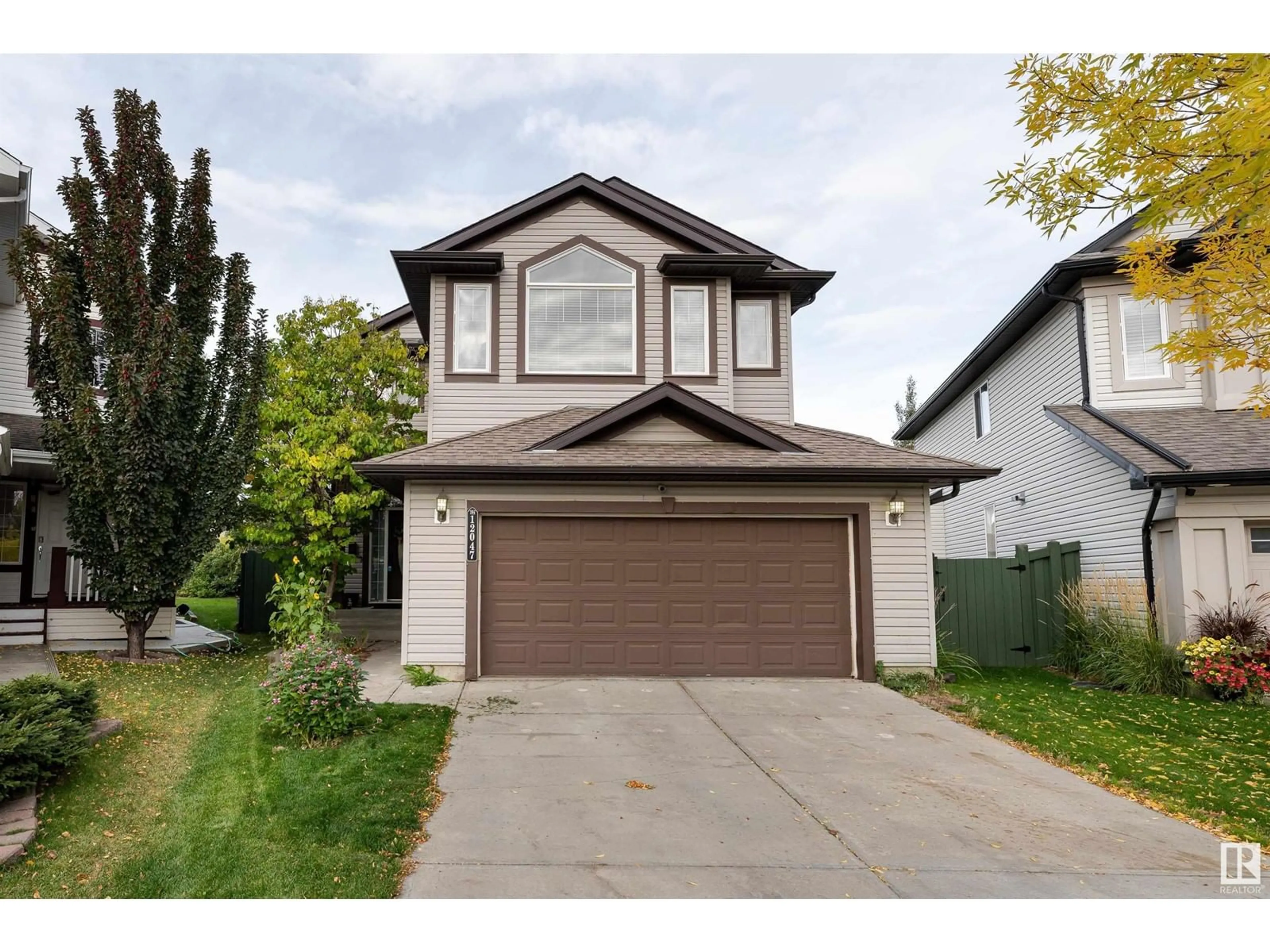 Frontside or backside of a home, the street view for 12047 20 AV SW SW, Edmonton Alberta T6W0A8