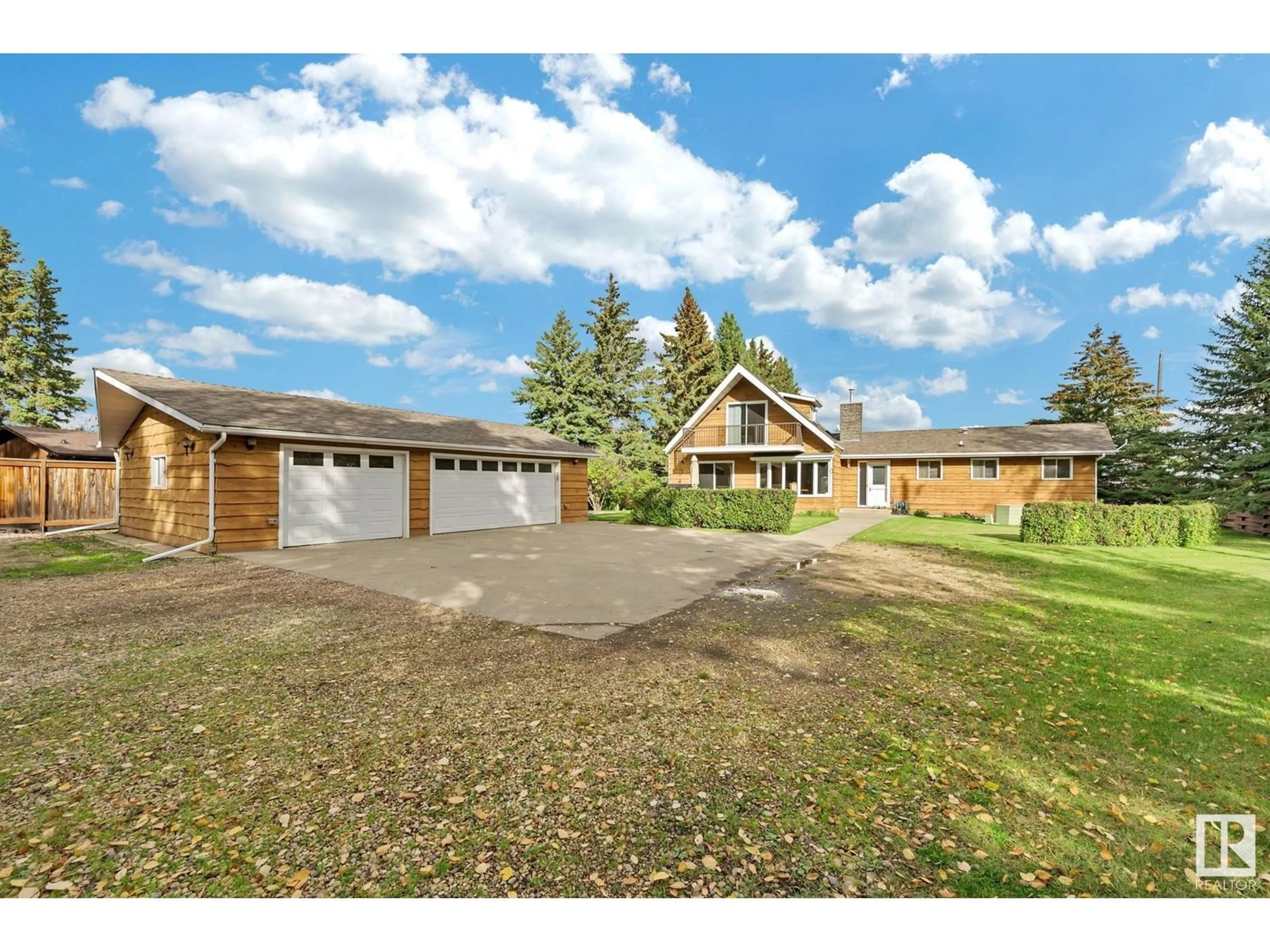 Frontside or backside of a home, cottage for 208 GRANDISLE PT NW NW, Edmonton Alberta T6M2P1