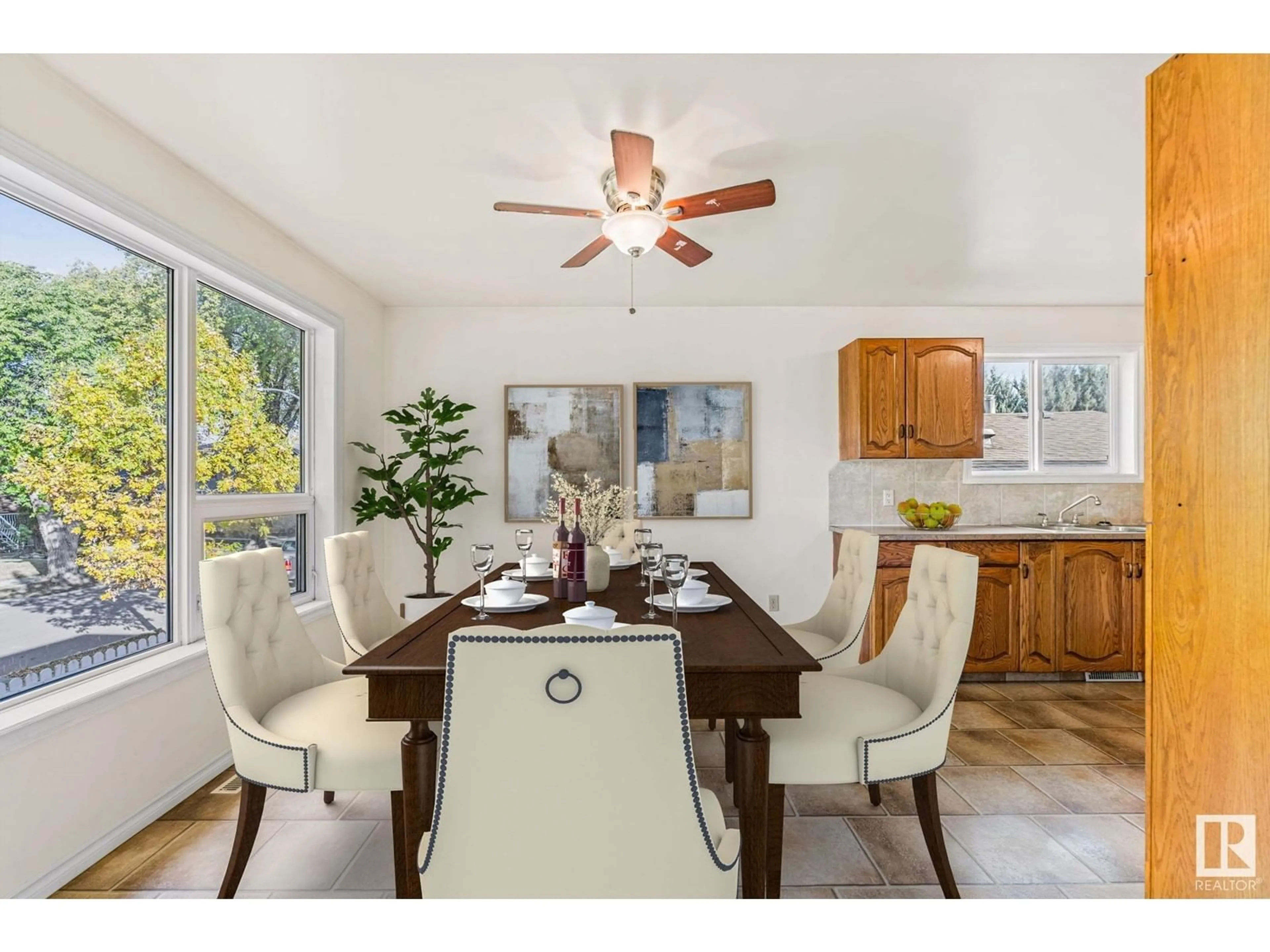 Dining room, wood floors, cottage for 12009 67 ST NW, Edmonton Alberta T5B1M4