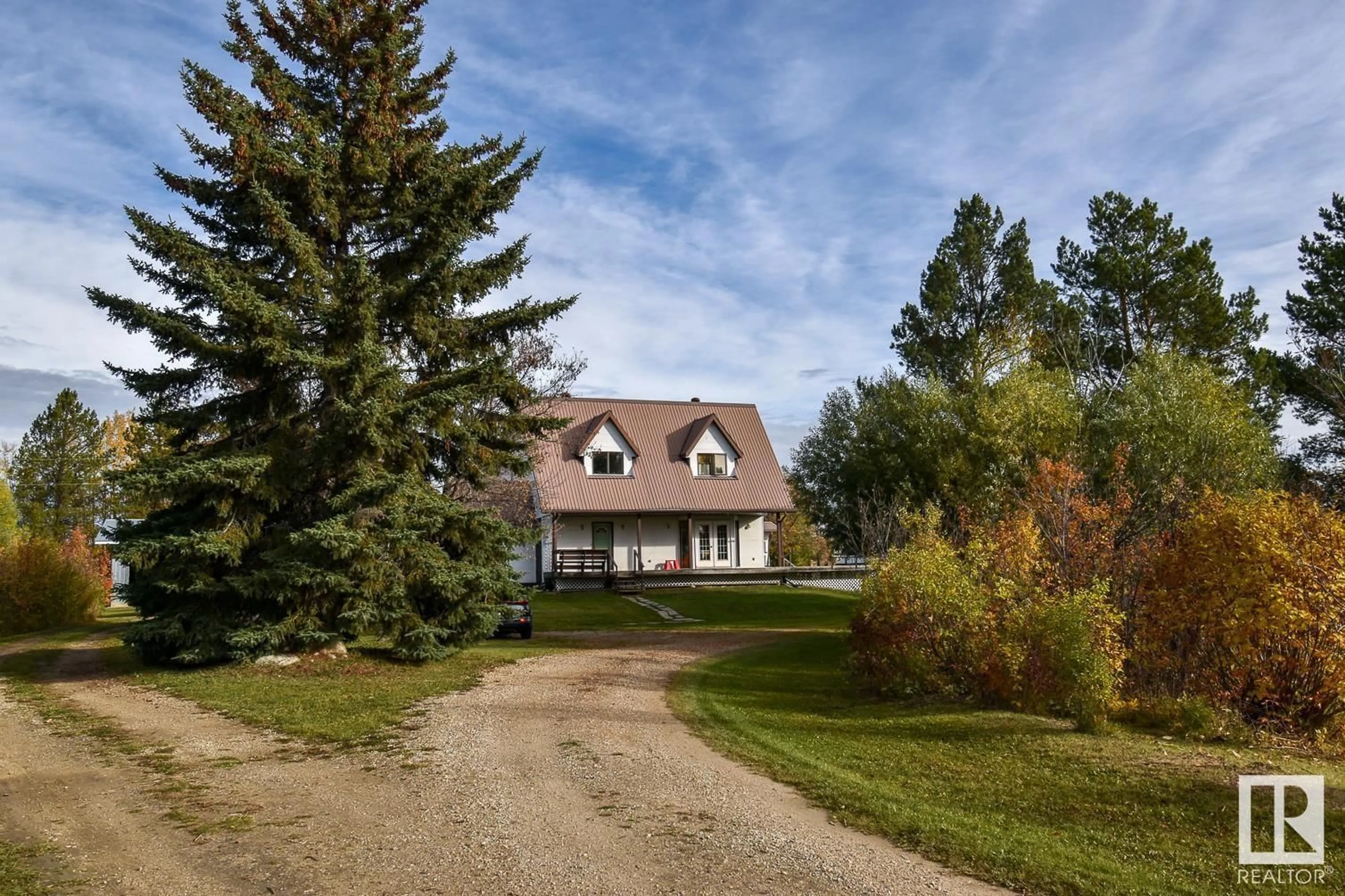 A pic from exterior of the house or condo, cottage for 5006 Trail of 1898, Rural Lac Ste. Anne County Alberta T0E0J0