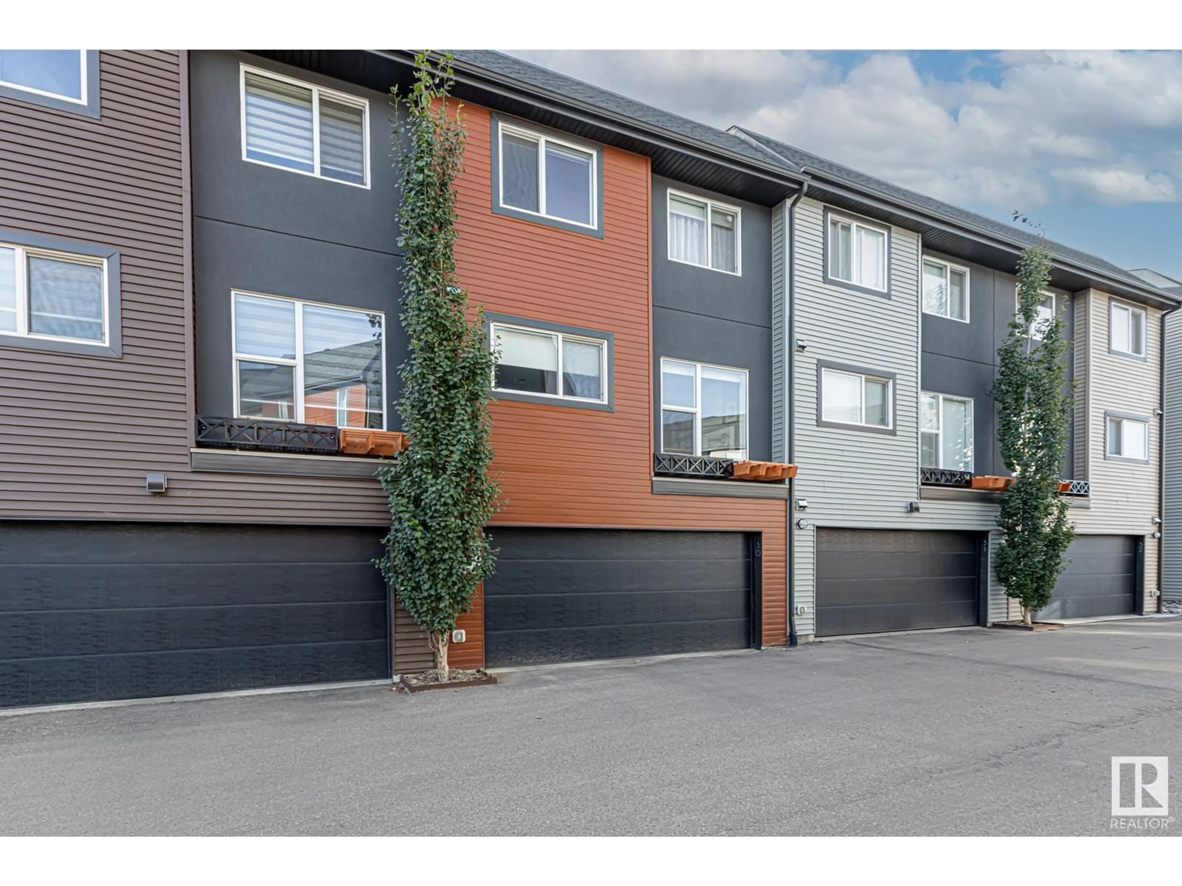 A pic from exterior of the house or condo for #30 1075 ROSENTHAL BV NW, Edmonton Alberta T5T7G5