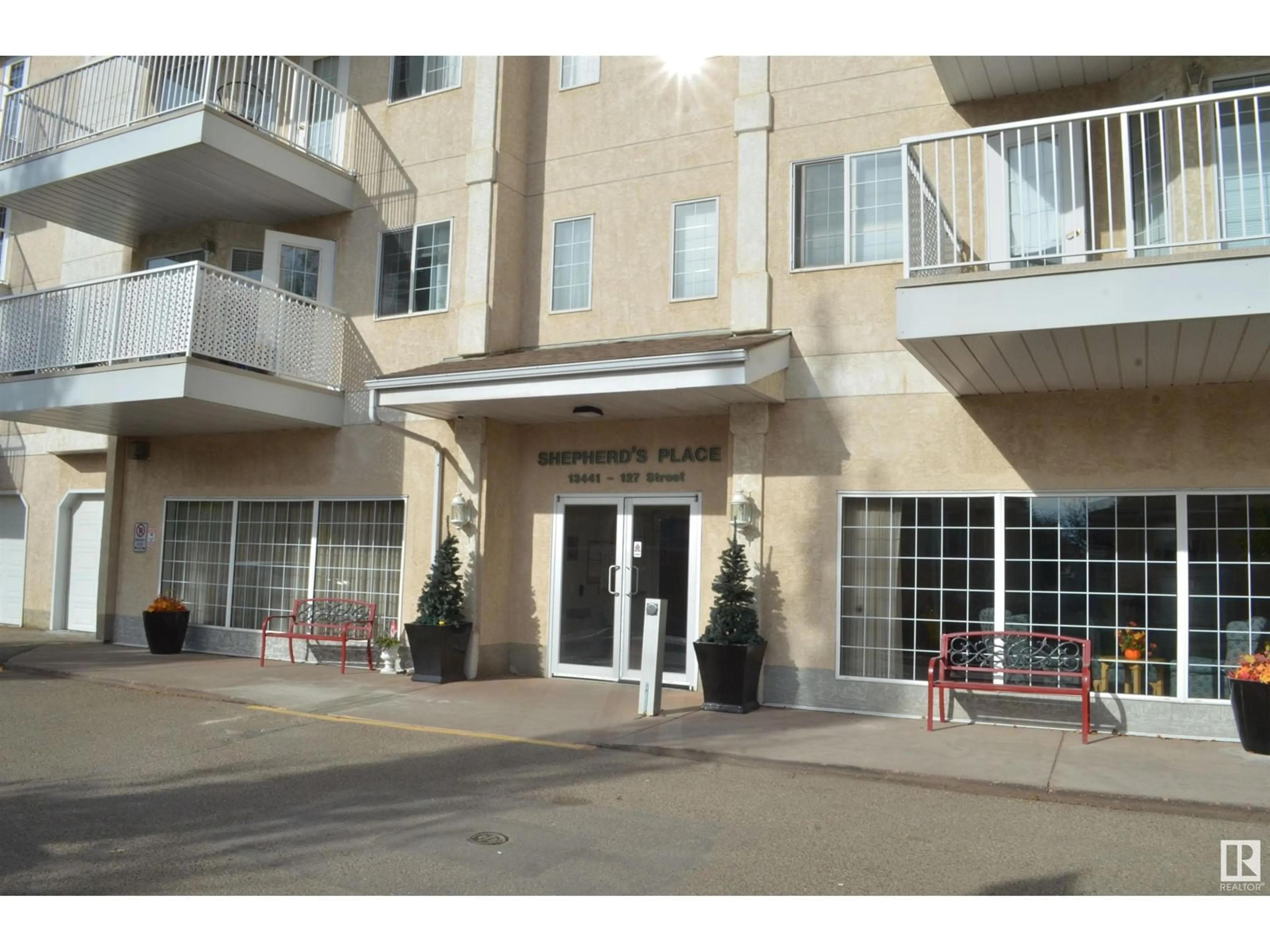 A pic from exterior of the house or condo, the front or back of building for #436 13441 127 ST NW, Edmonton Alberta T5L5B6