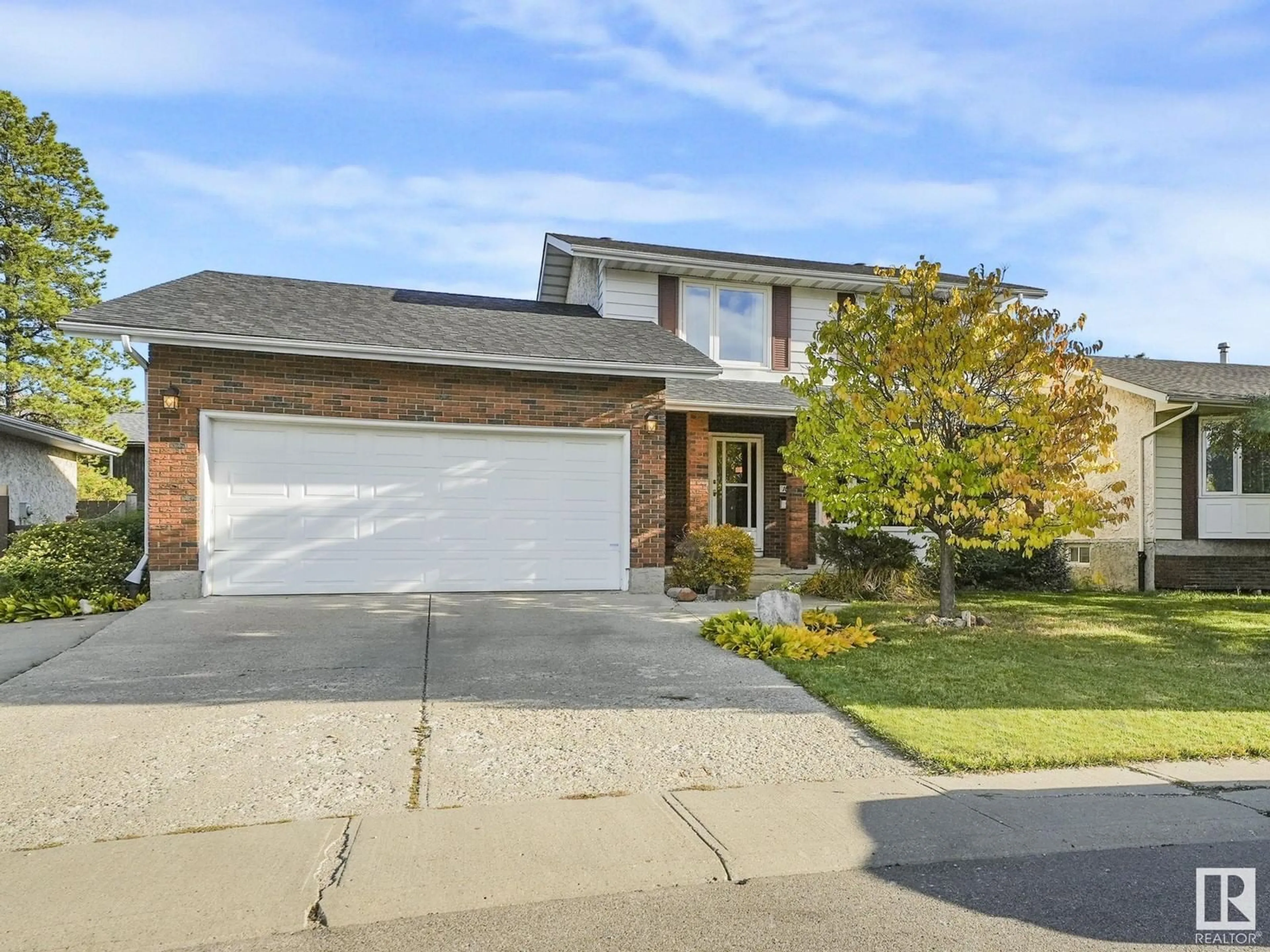 Frontside or backside of a home, the street view for 10536 26 AV NW, Edmonton Alberta T6J4B9