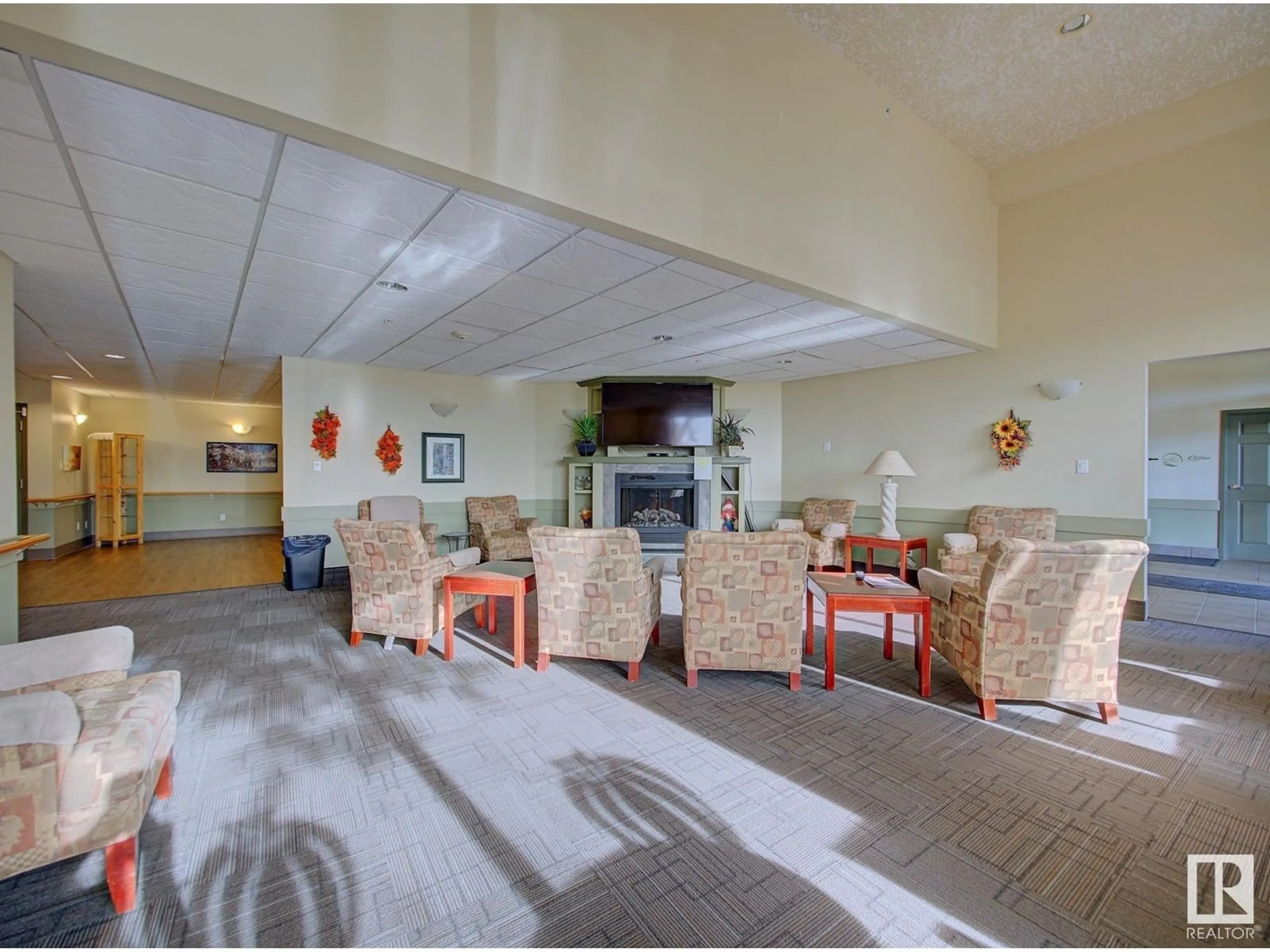 Indoor lobby for #216 8802 Southfort DR, Fort Saskatchewan Alberta T8L4R6