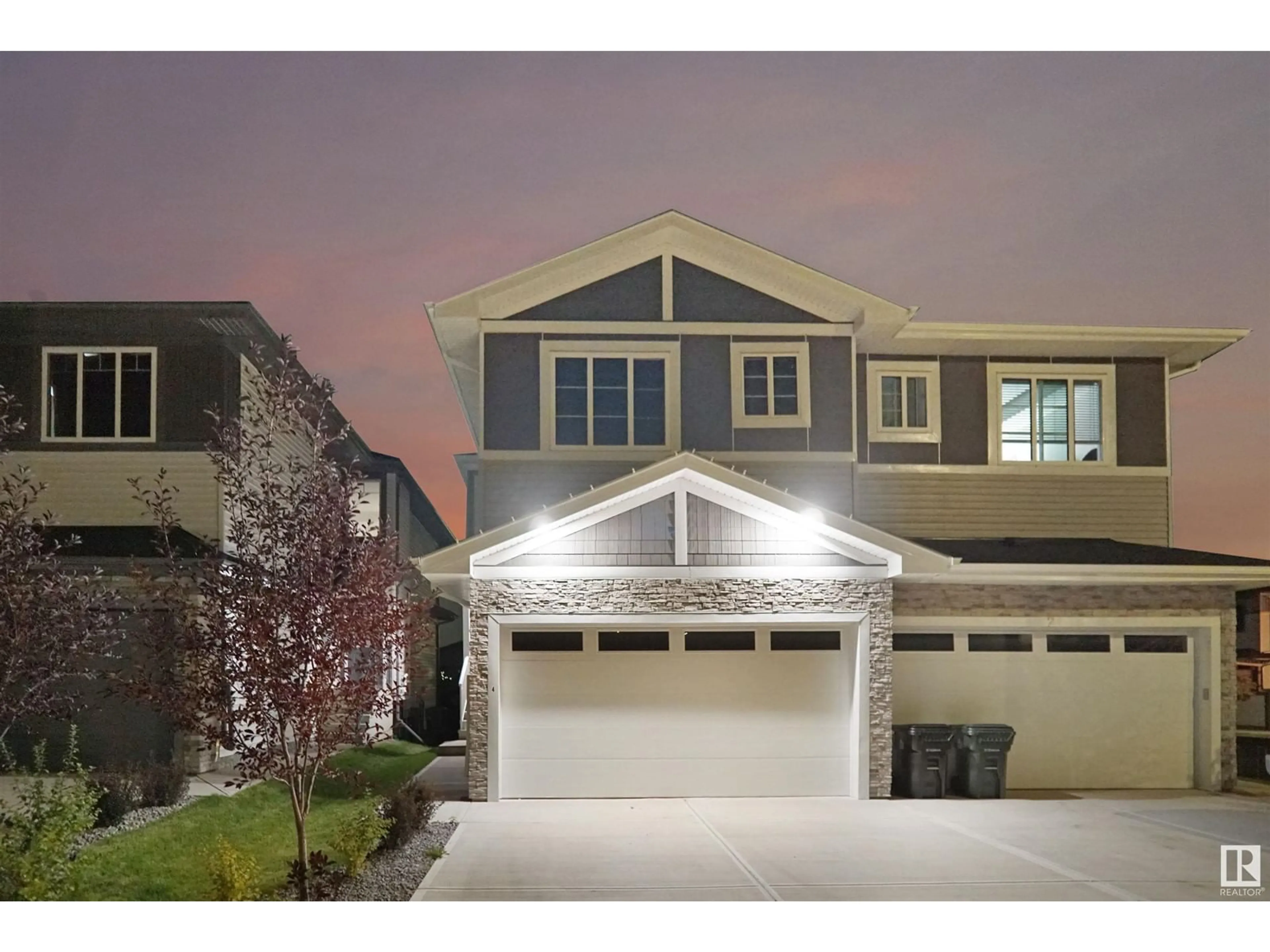 Frontside or backside of a home, the street view for 4 AMBERLEY BA, Spruce Grove Alberta T7X2V4